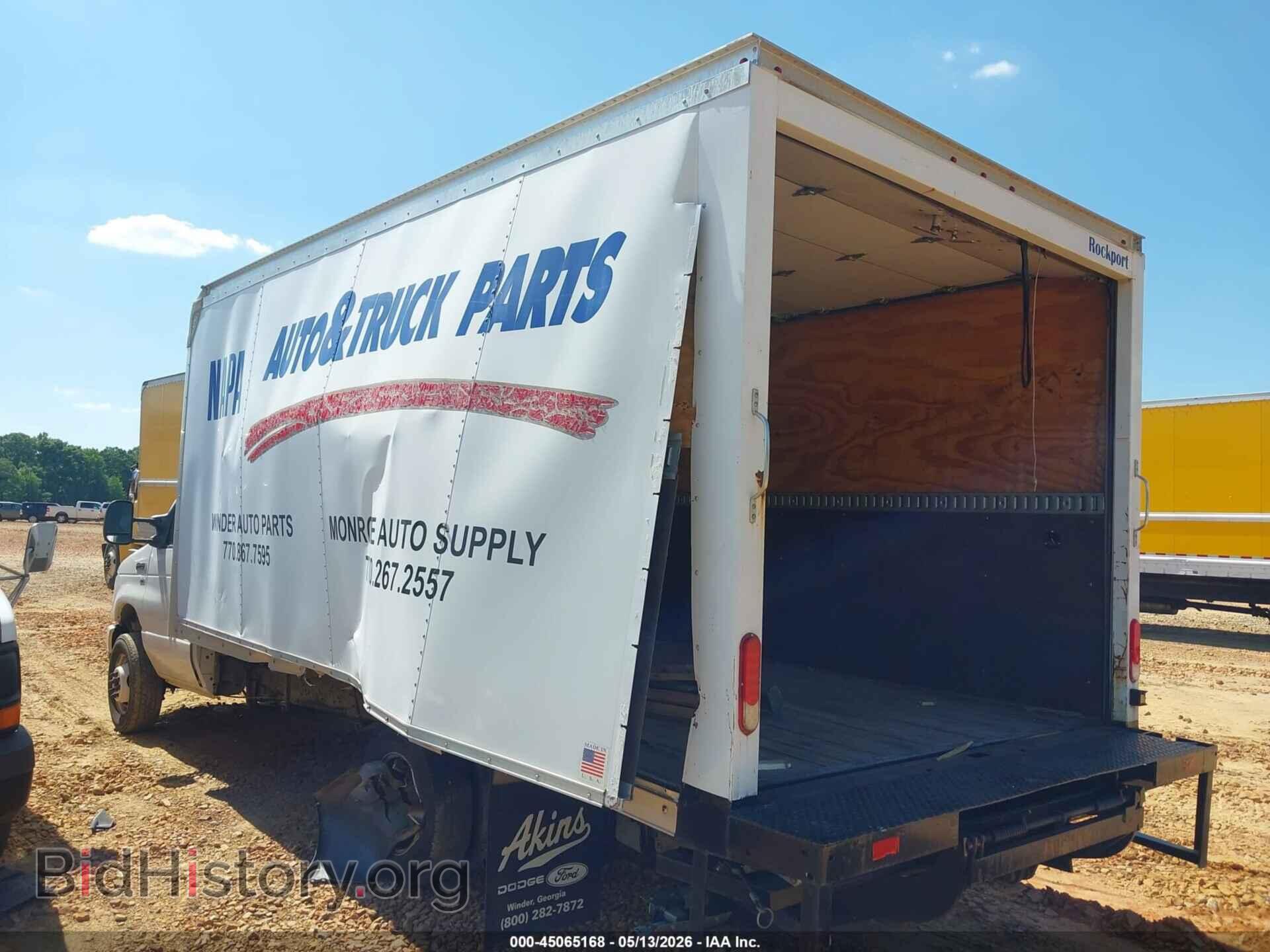 2017 FORD E-350 CUTAWAY - VIN: 1FDWE3F64HDC52665 - Photo 11