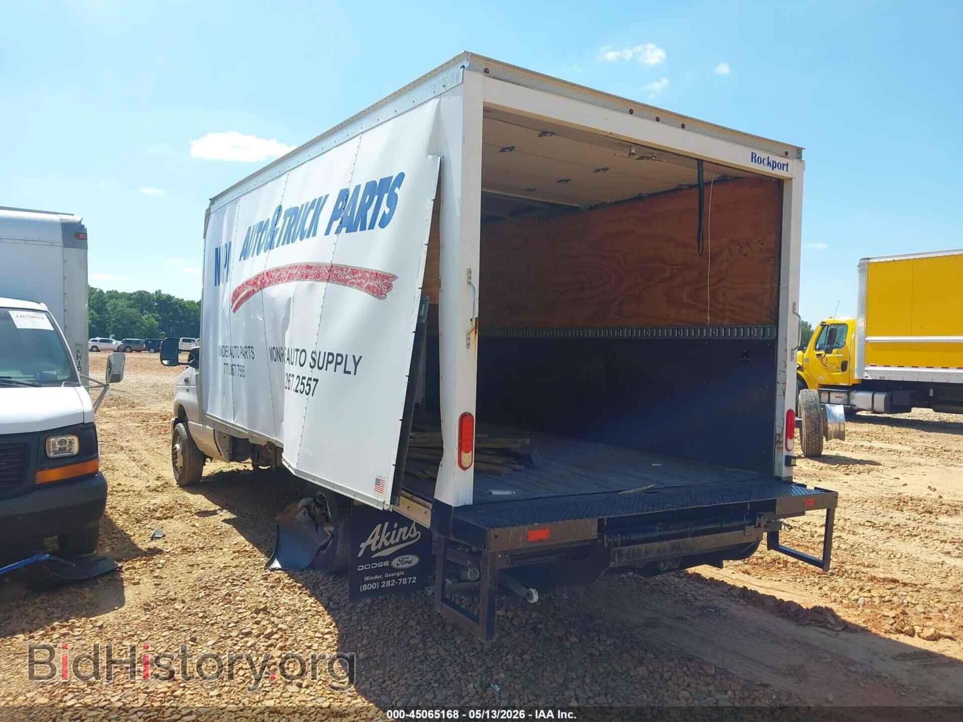 2017 FORD E-350 CUTAWAY - VIN: 1FDWE3F64HDC52665 - Photo 3