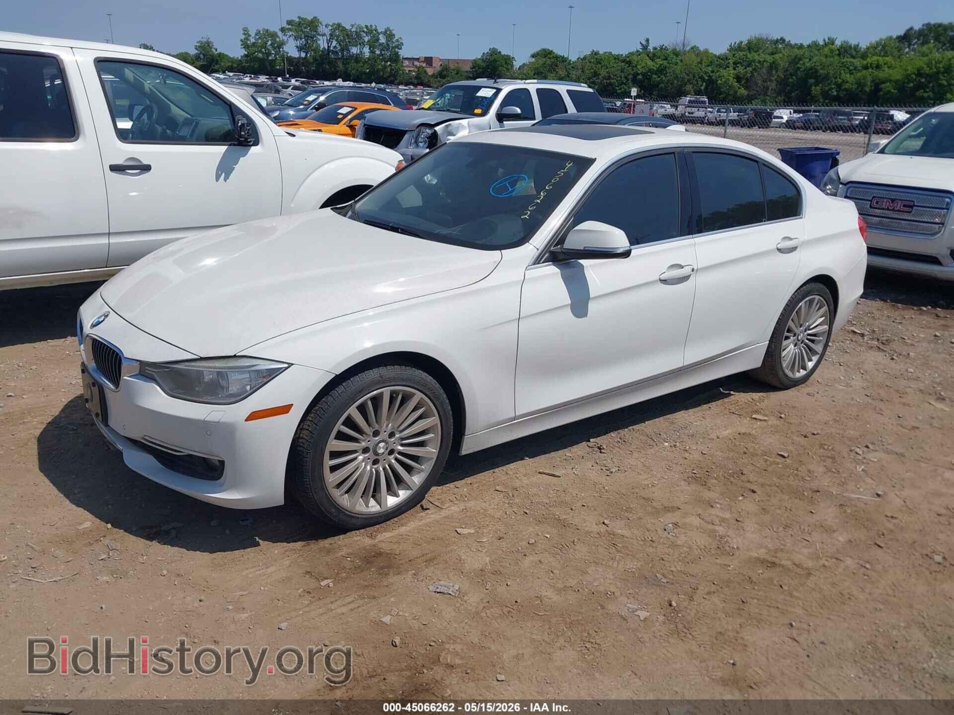 2012 BMW 328I - VIN: WBA3A5C59CF346464 - Photo 2