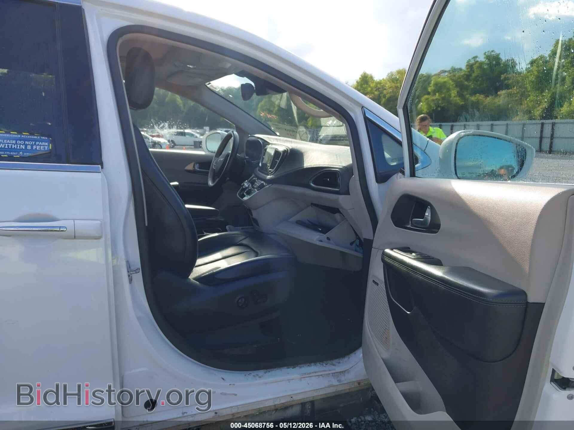 2017 CHRYSLER PACIFICA - VIN: 2C4RC1GG3HR836216 - Photo 5