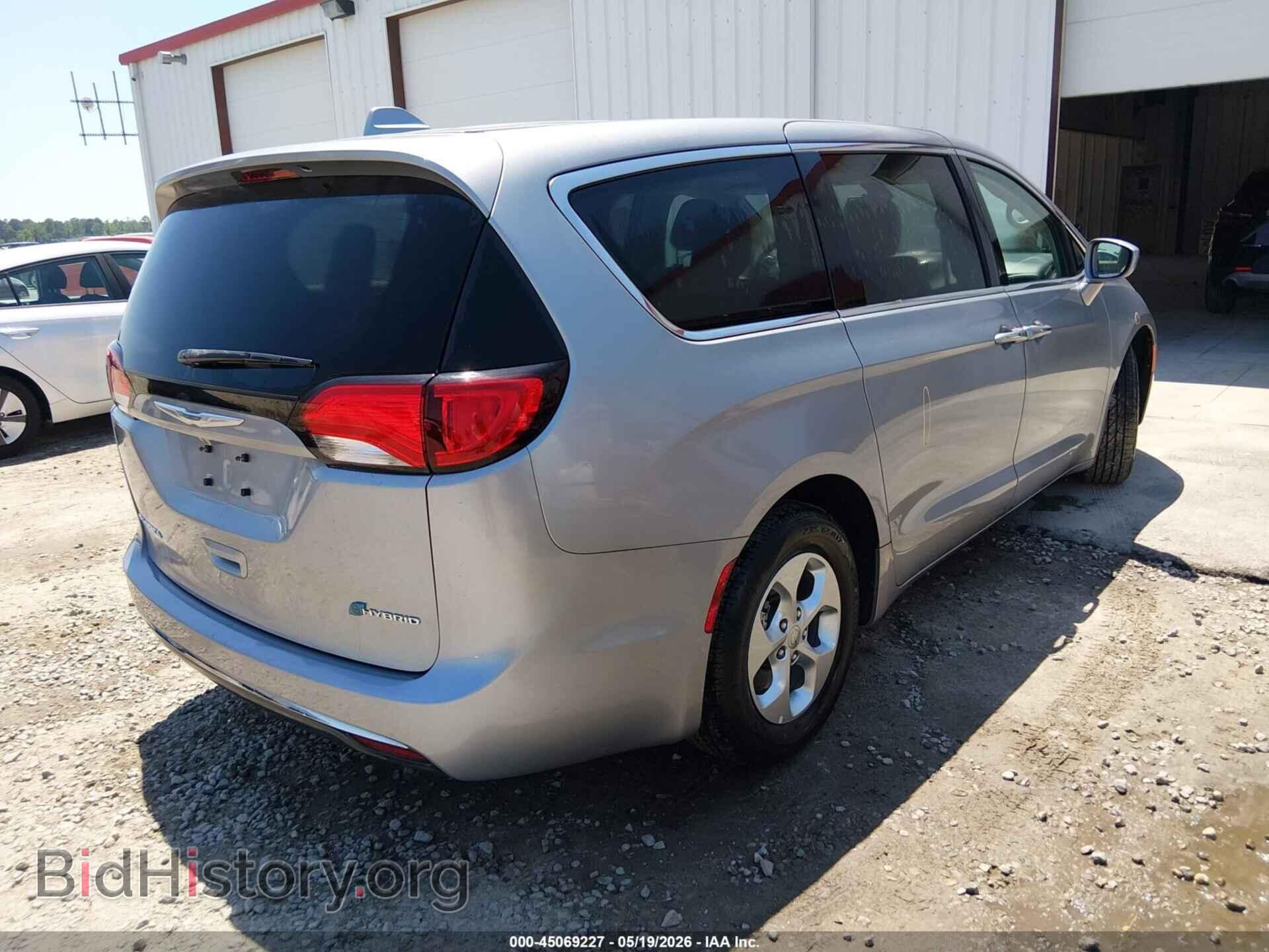 2017 CHRYSLER PACIFICA HYBRID - VIN: 2C4RC1H78HR838221 - Фото 4
