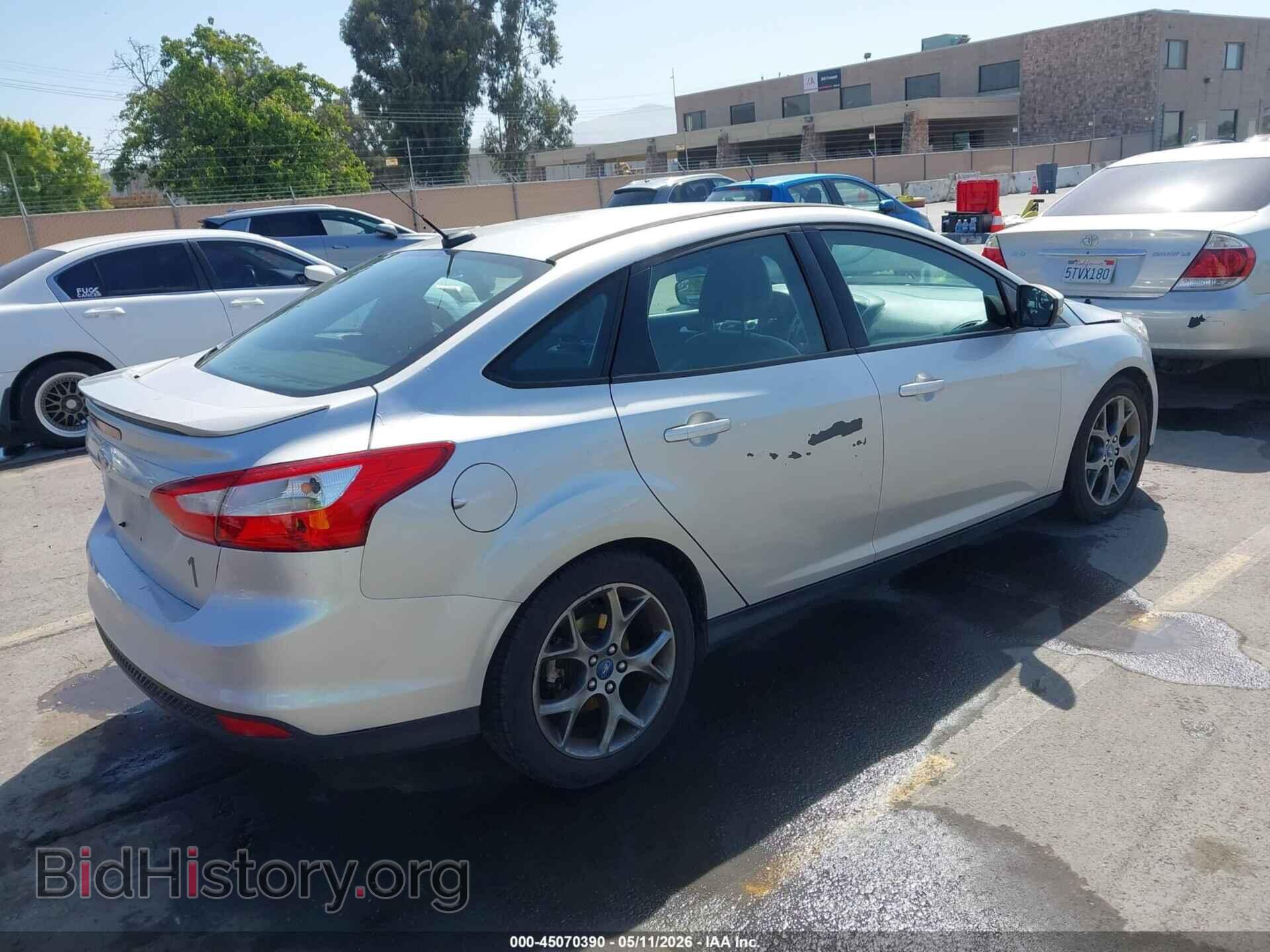 2013 FORD FOCUS - VIN: 1FADP3F29DL272001 - Photo 4