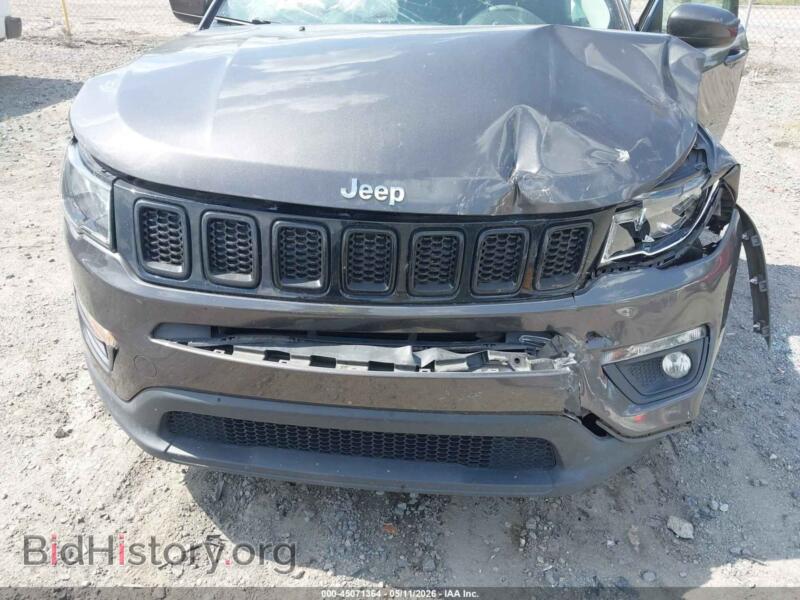 2018 Jeep COMPASS (VIN 3C4NJDBB2JT103238) — photo 6 of 16