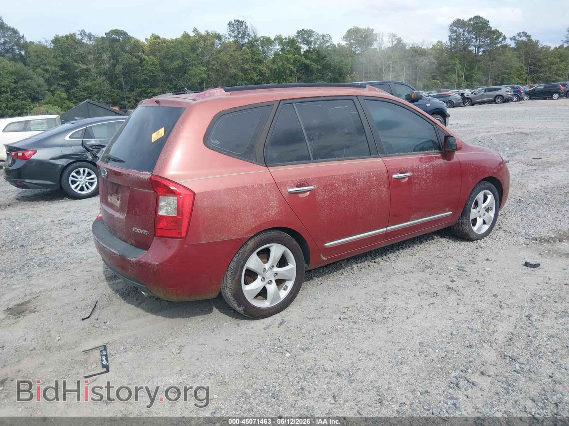 2007 KIA RONDO - VIN: KNAFG526X77121721 - Фото 4
