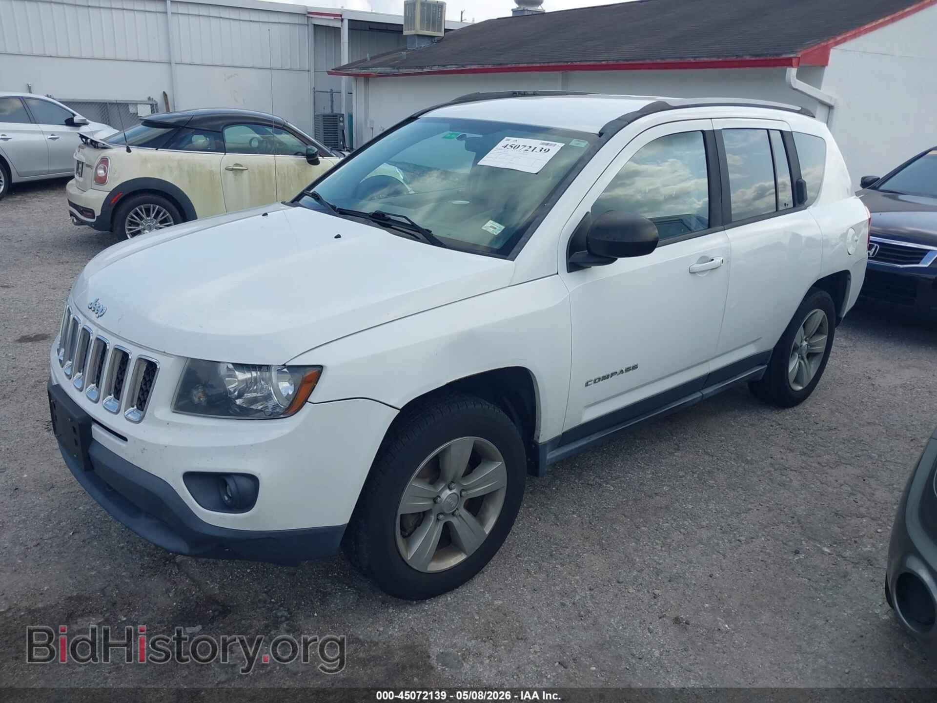 2015 JEEP COMPASS - VIN: 1C4NJDBB6FD317145 - Photo 2