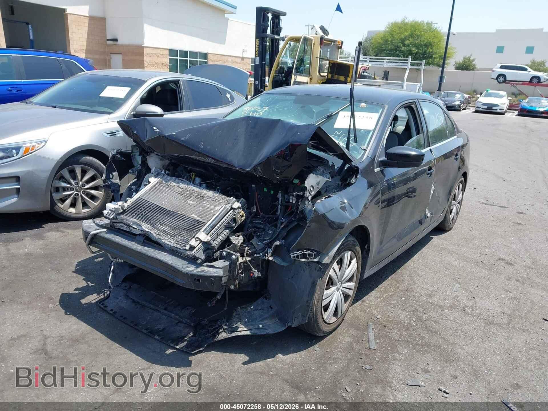 2017 VOLKSWAGEN JETTA - VIN: 3VW2B7AJ4HM295256 - Фото 2