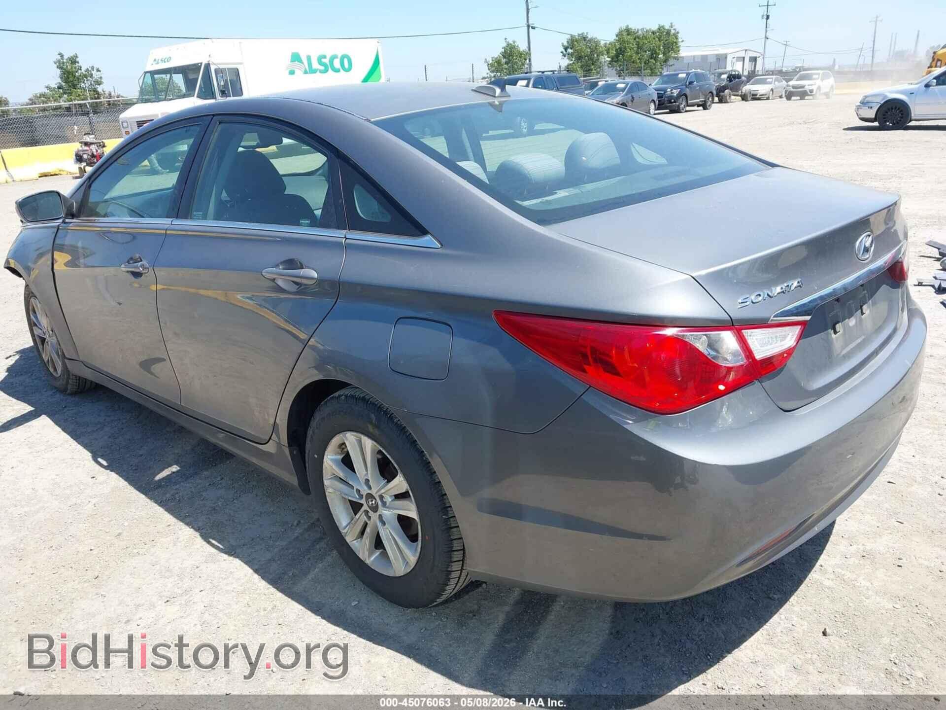 2013 HYUNDAI SONATA - VIN: 5NPEB4AC3DH655889 - Фото 3