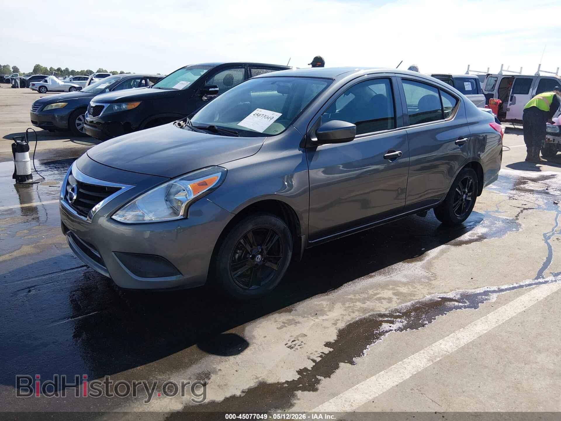 2019 NISSAN VERSA - VIN: 3N1CN7AP3KL813232 - Photo 2