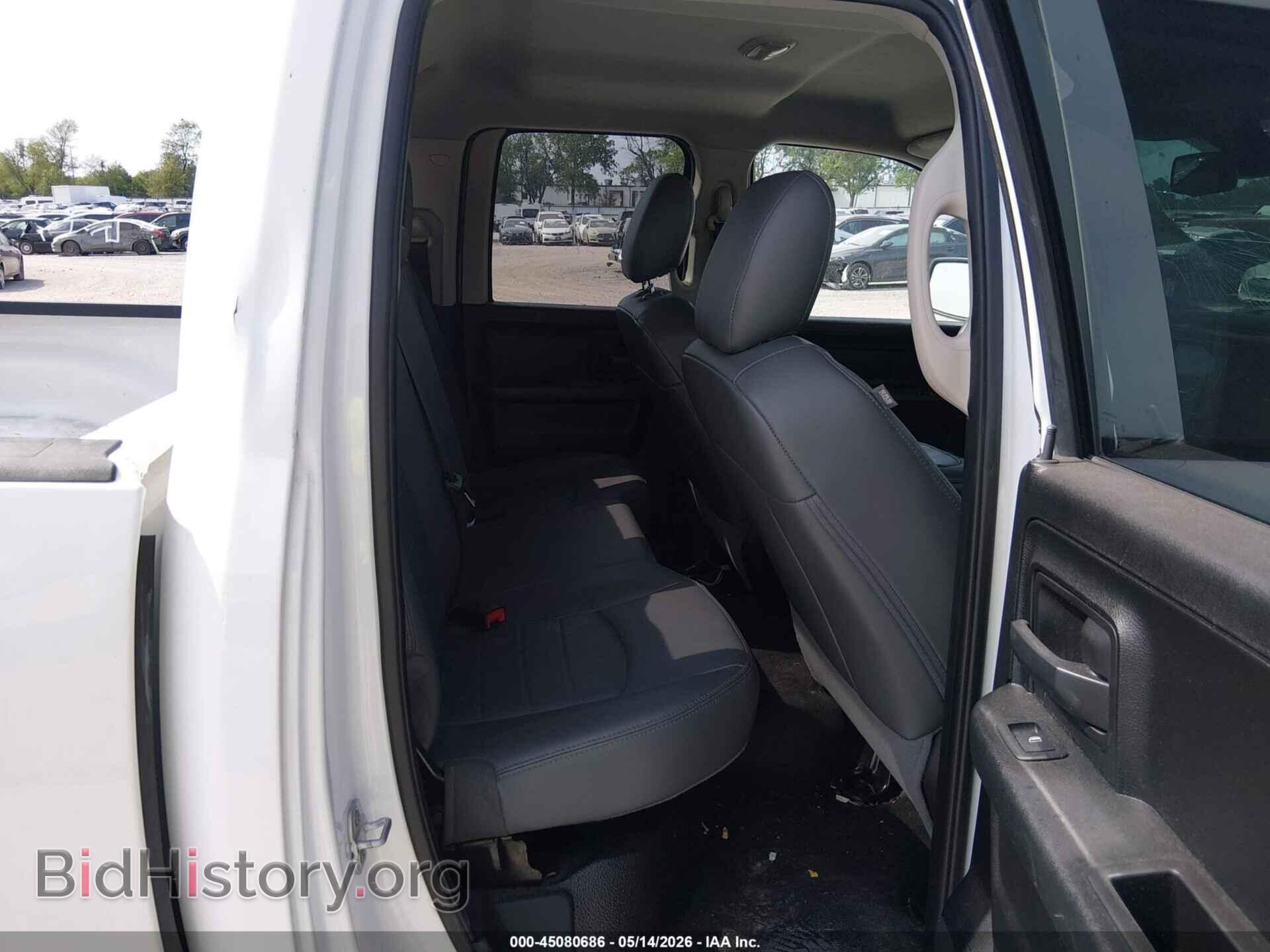 2018 RAM 1500 - VIN: 1C6RR7FG2JS152160 - Фото 8