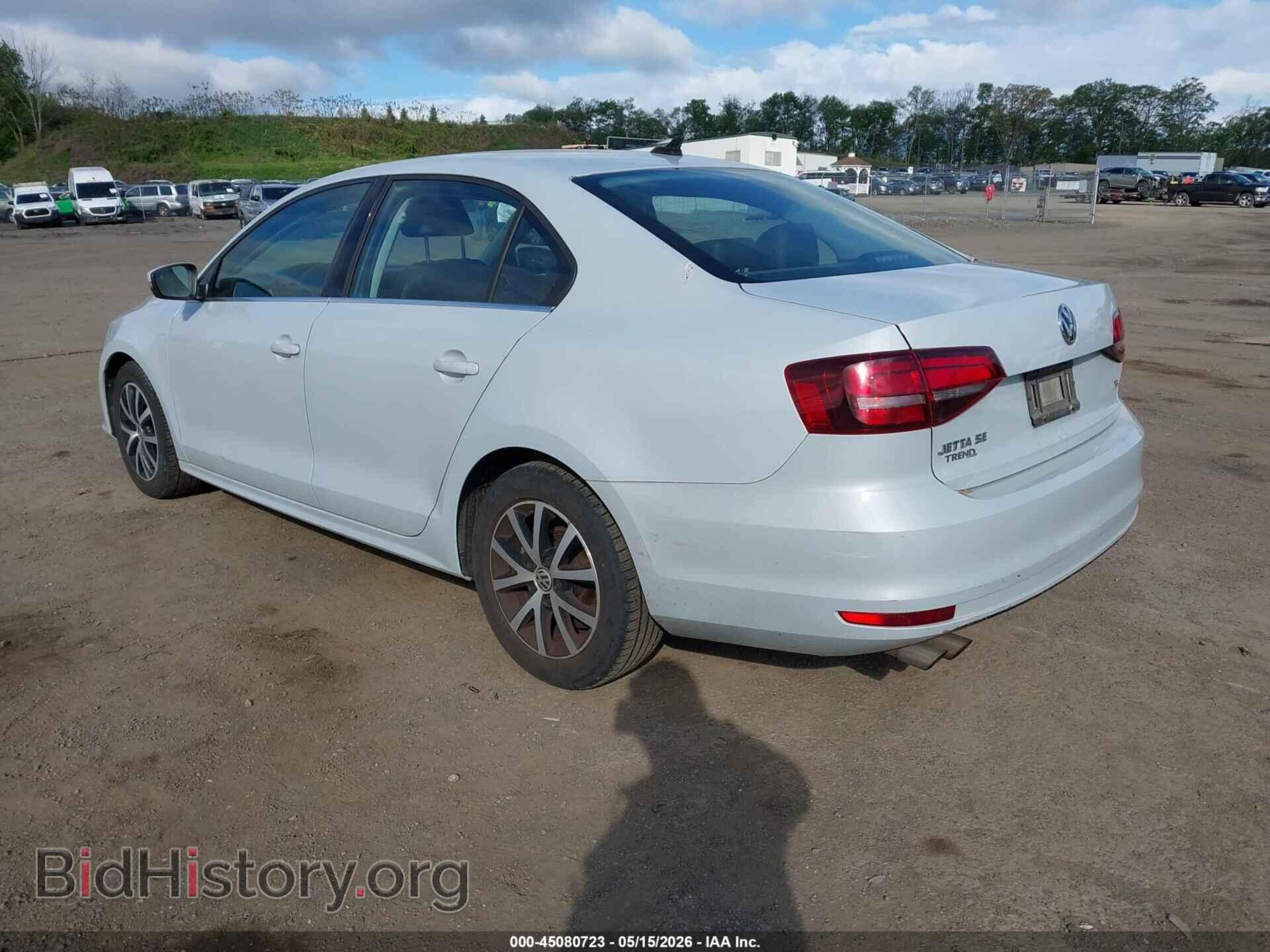 2017 VOLKSWAGEN JETTA - VIN: 3VWDB7AJ1HM254401 - Фото 3