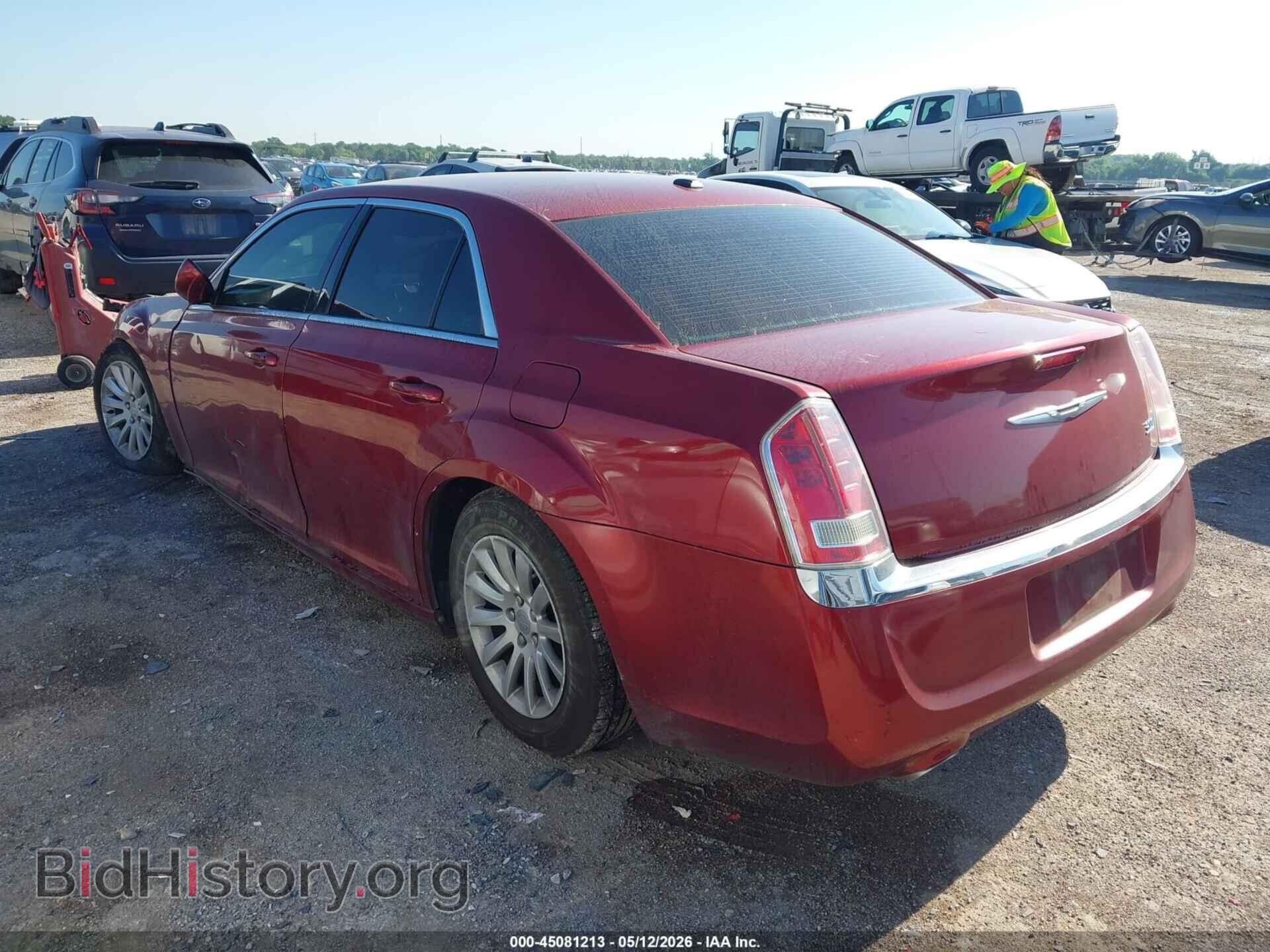 2014 CHRYSLER 300 - VIN: 2C3CCAAG3EH272829 - Фото 3