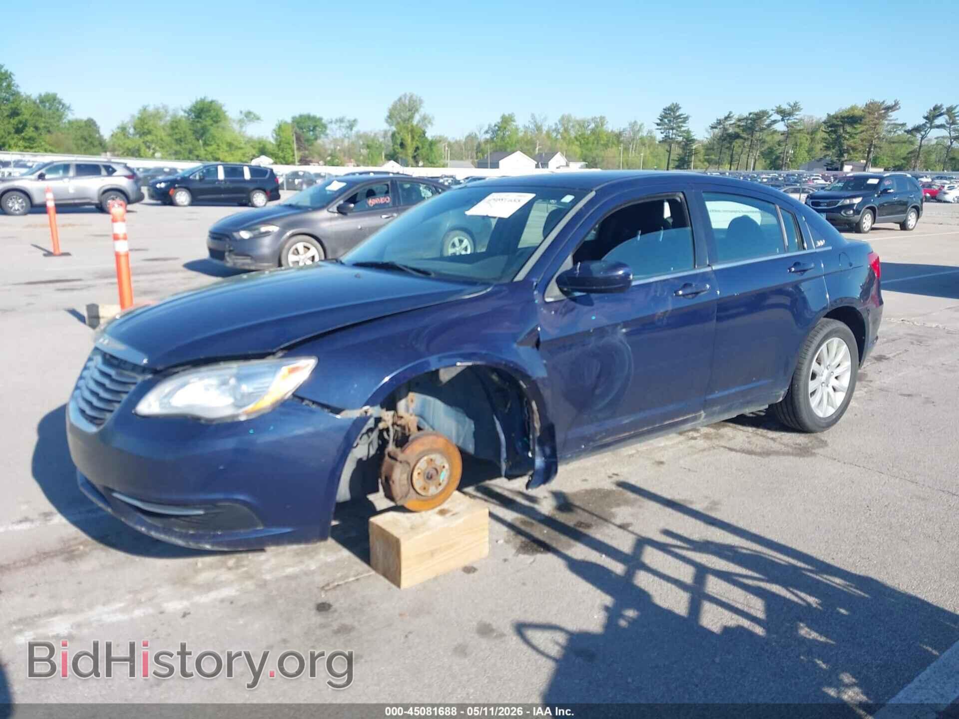 2013 CHRYSLER 200 - VIN: 1C3CCBBB9DN601774 - Photo 2