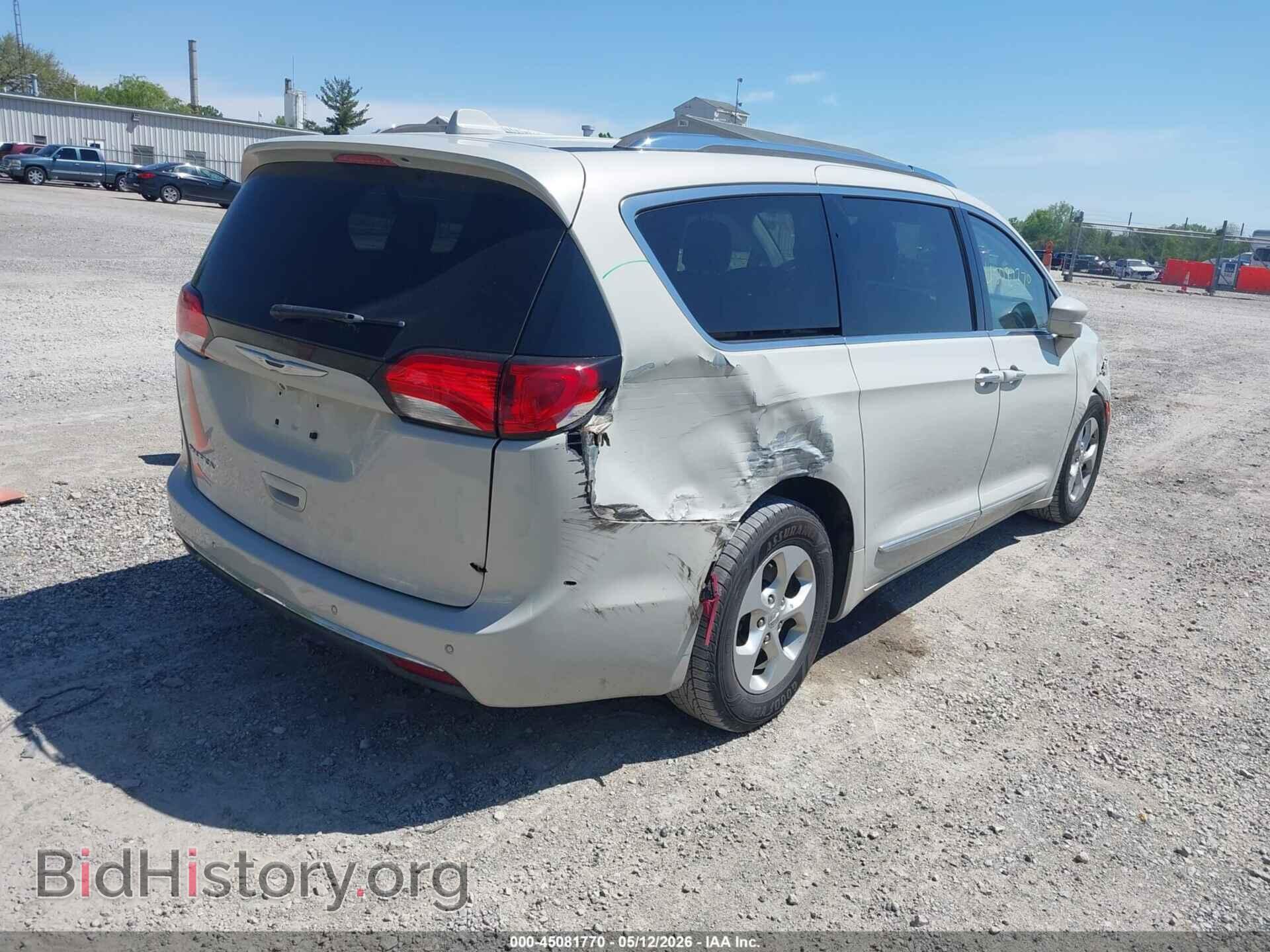 2017 CHRYSLER PACIFICA - VIN: 2C4RC1EG2HR839482 - Photo 4