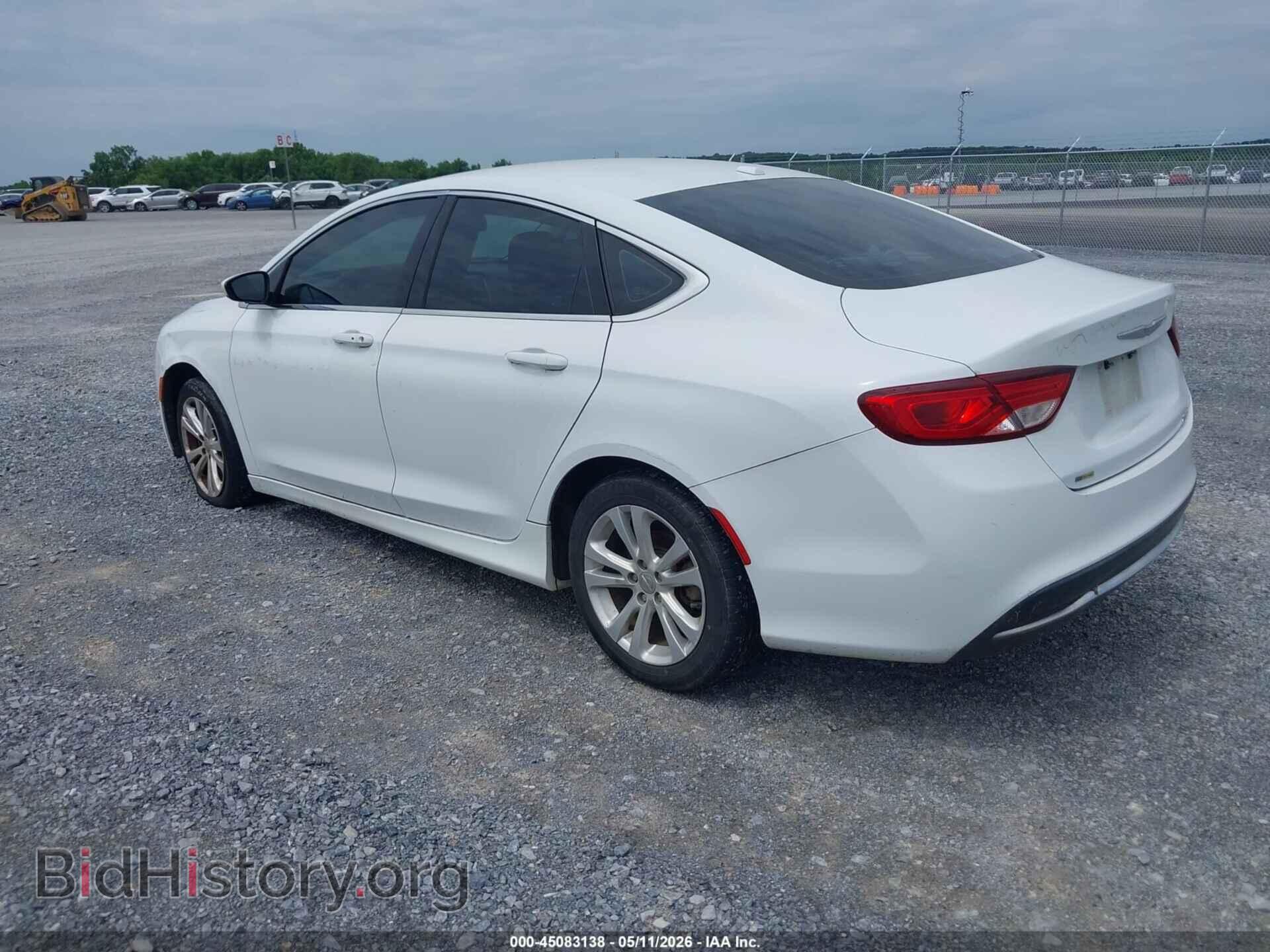 2016 CHRYSLER 200 - VIN: 1C3CCCAB1GN102737 - Фото 3