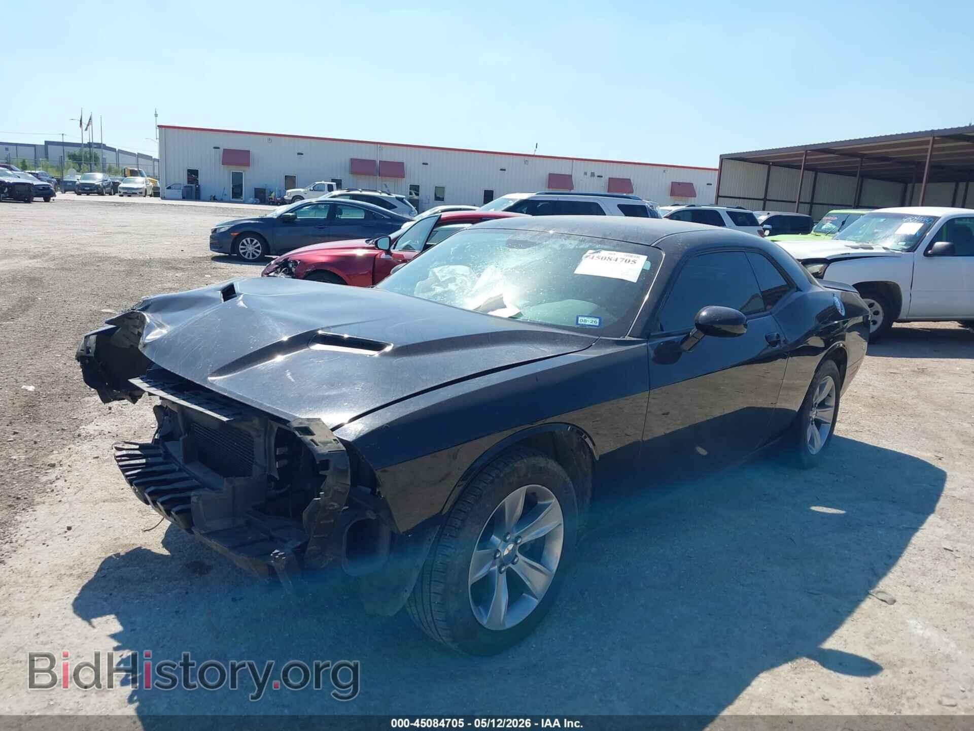 2018 DODGE CHALLENGER - VIN: 2C3CDZAG4JH245404 - Photo 2