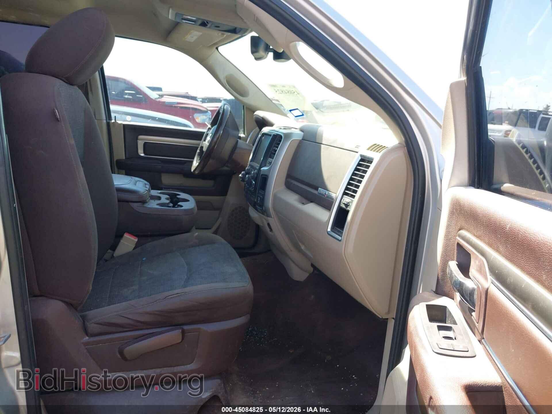 2017 RAM 1500 - VIN: 3C6RR6LT7HG728452 - Фото 5