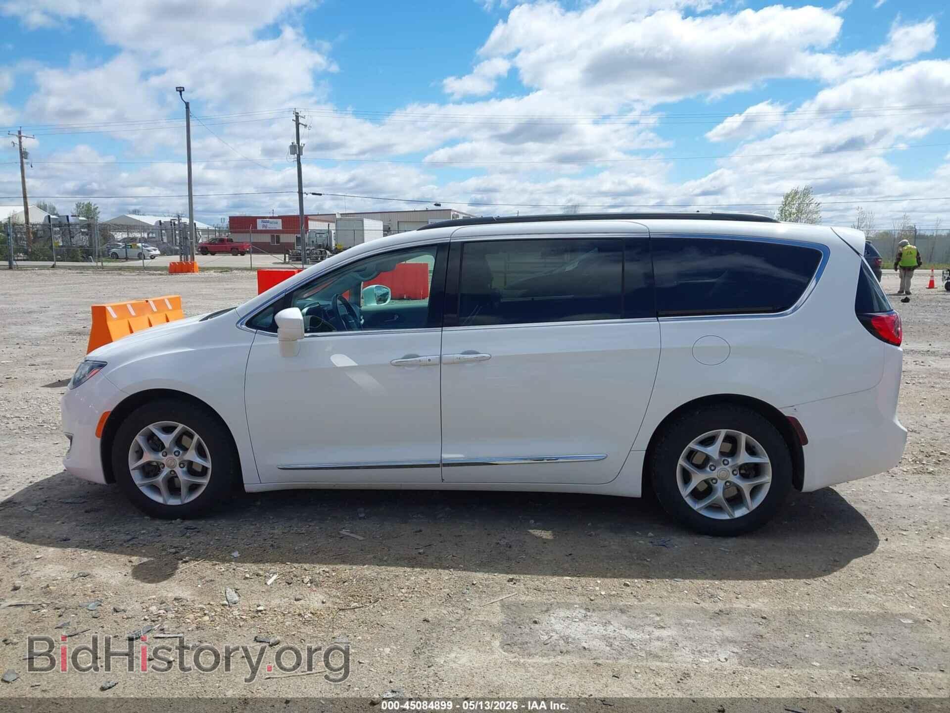 2017 CHRYSLER PACIFICA - VIN: 2C4RC1BG5HR676220 - Photo 14