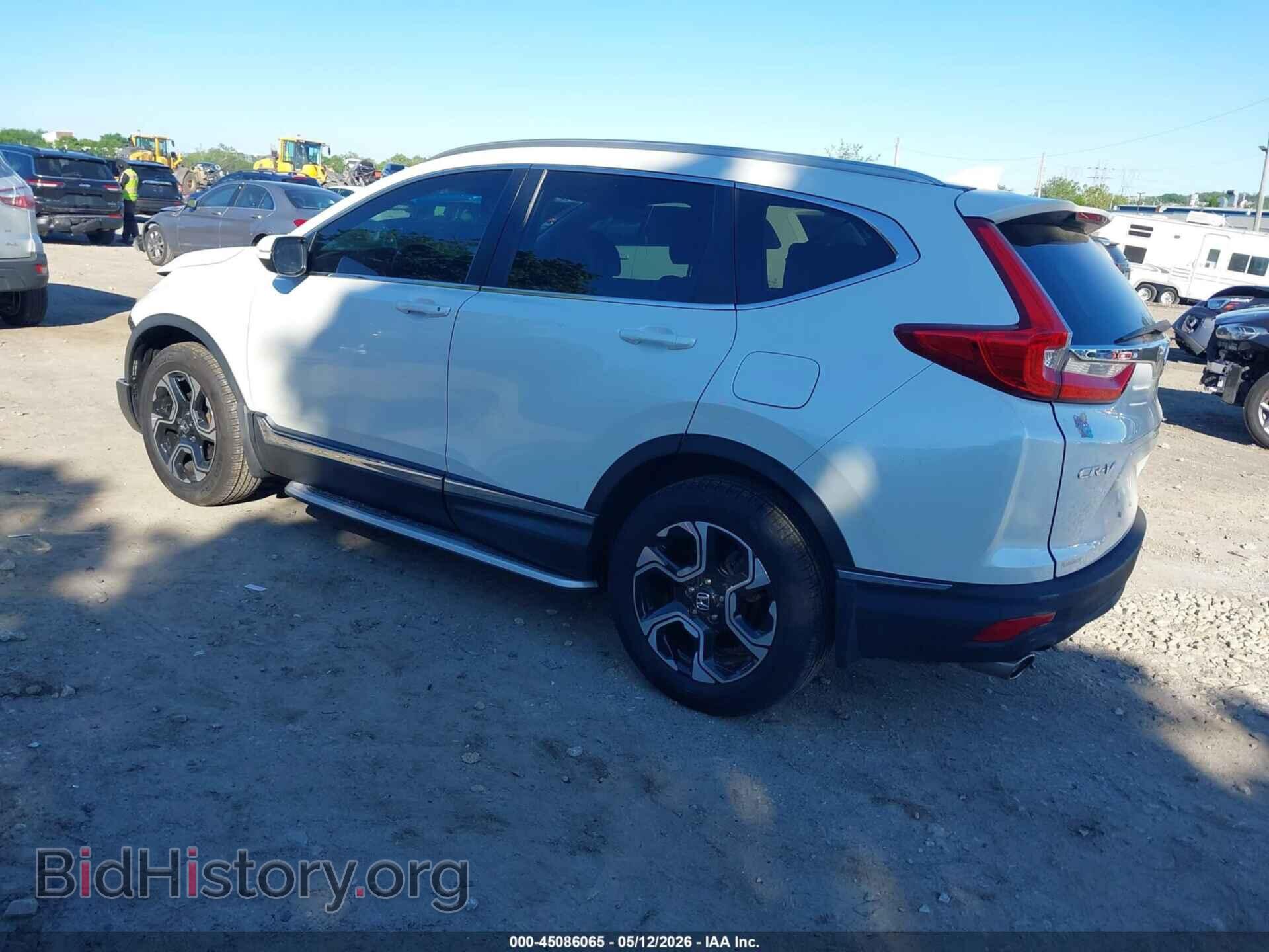 2018 HONDA CR-V - VIN: 2HKRW2H96JH614270 - Фото 3