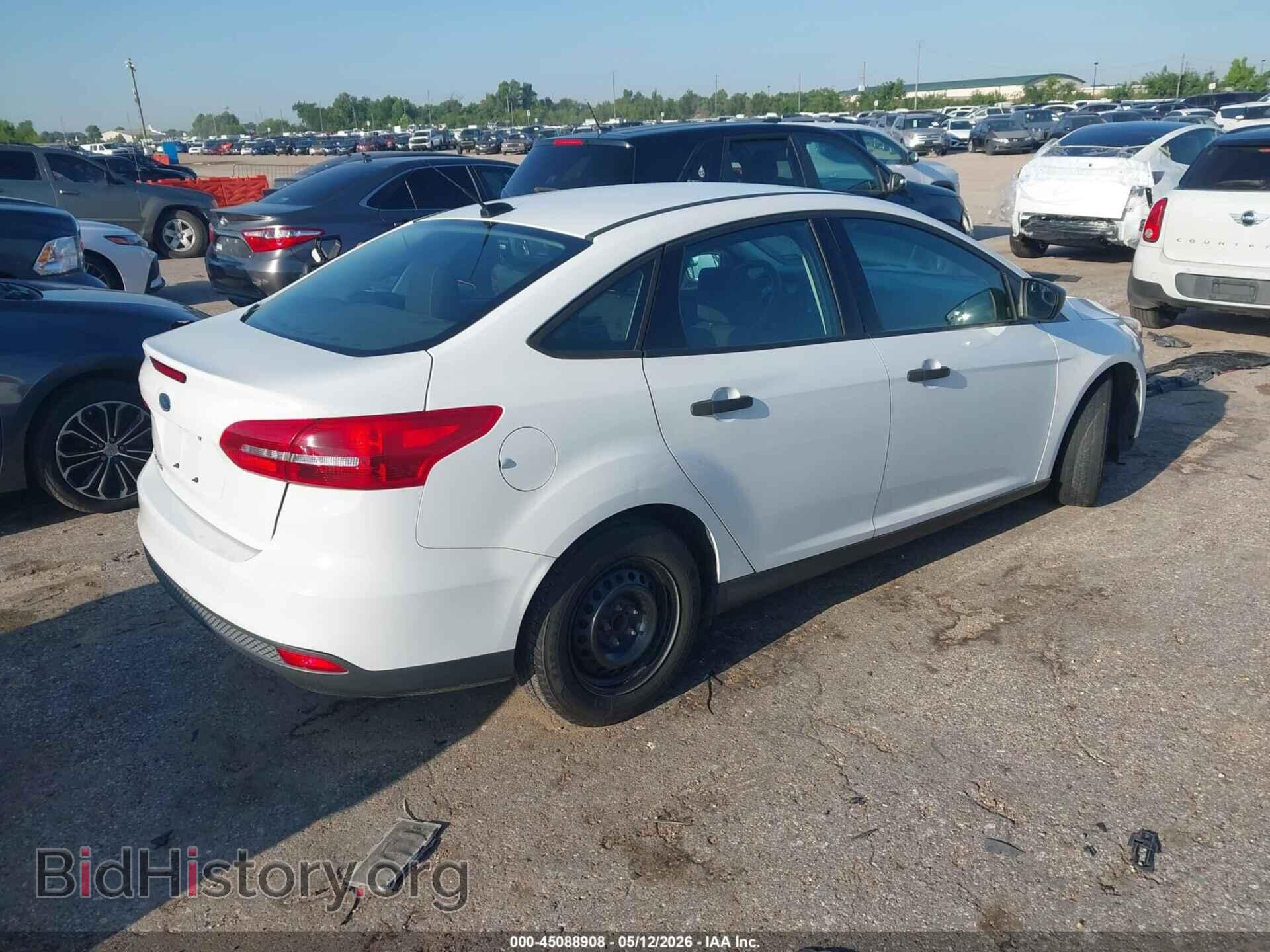 2016 FORD FOCUS - VIN: 1FADP3E27GL219917 - Photo 4