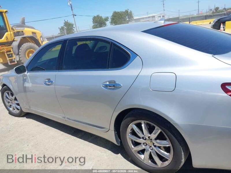 2007 Lexus LS 460 (VIN JTHGL46F275013675) — photo 15 of 17