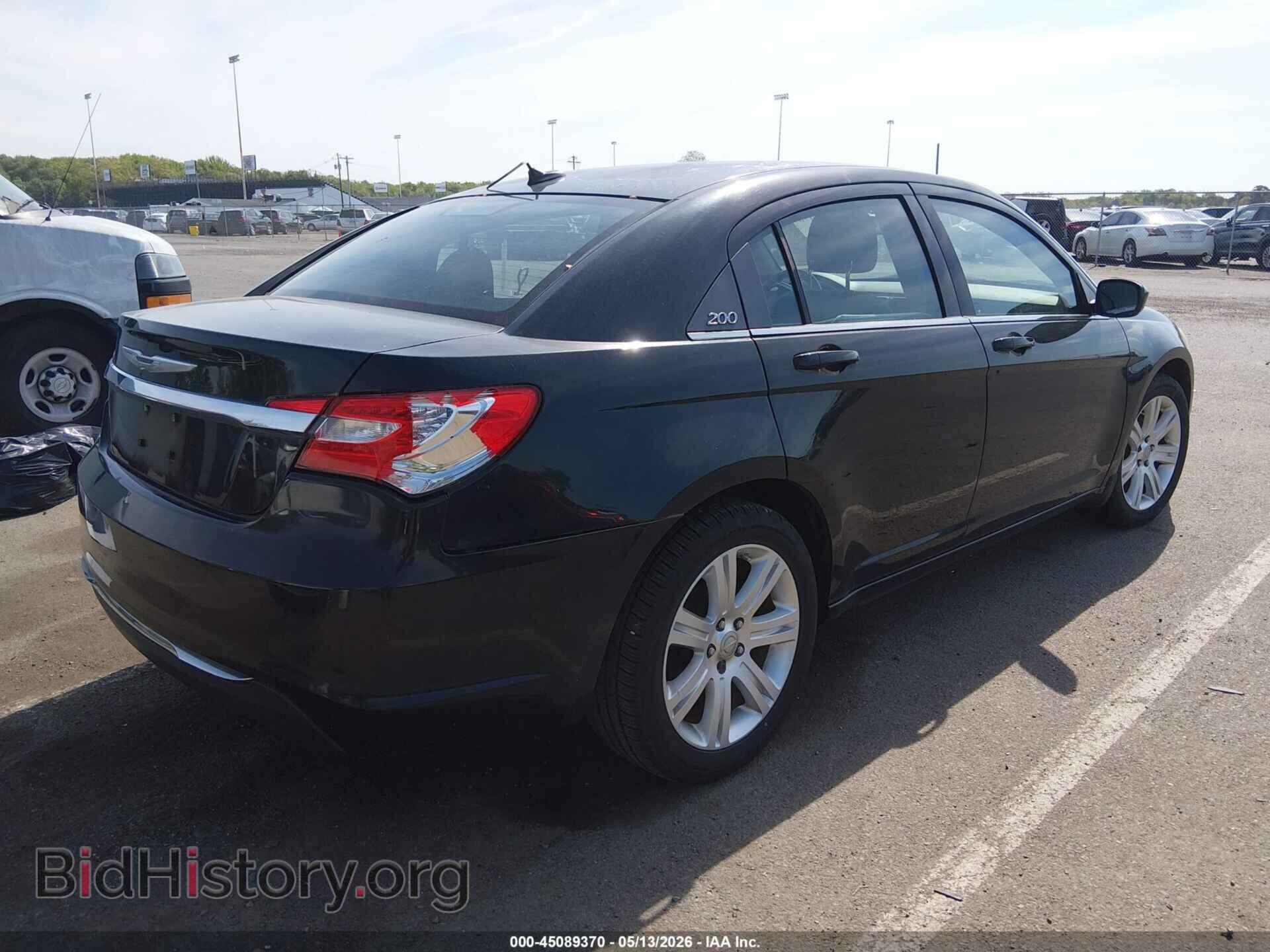 2012 CHRYSLER 200 - VIN: 1C3CCBBB5CN125375 - Фото 4