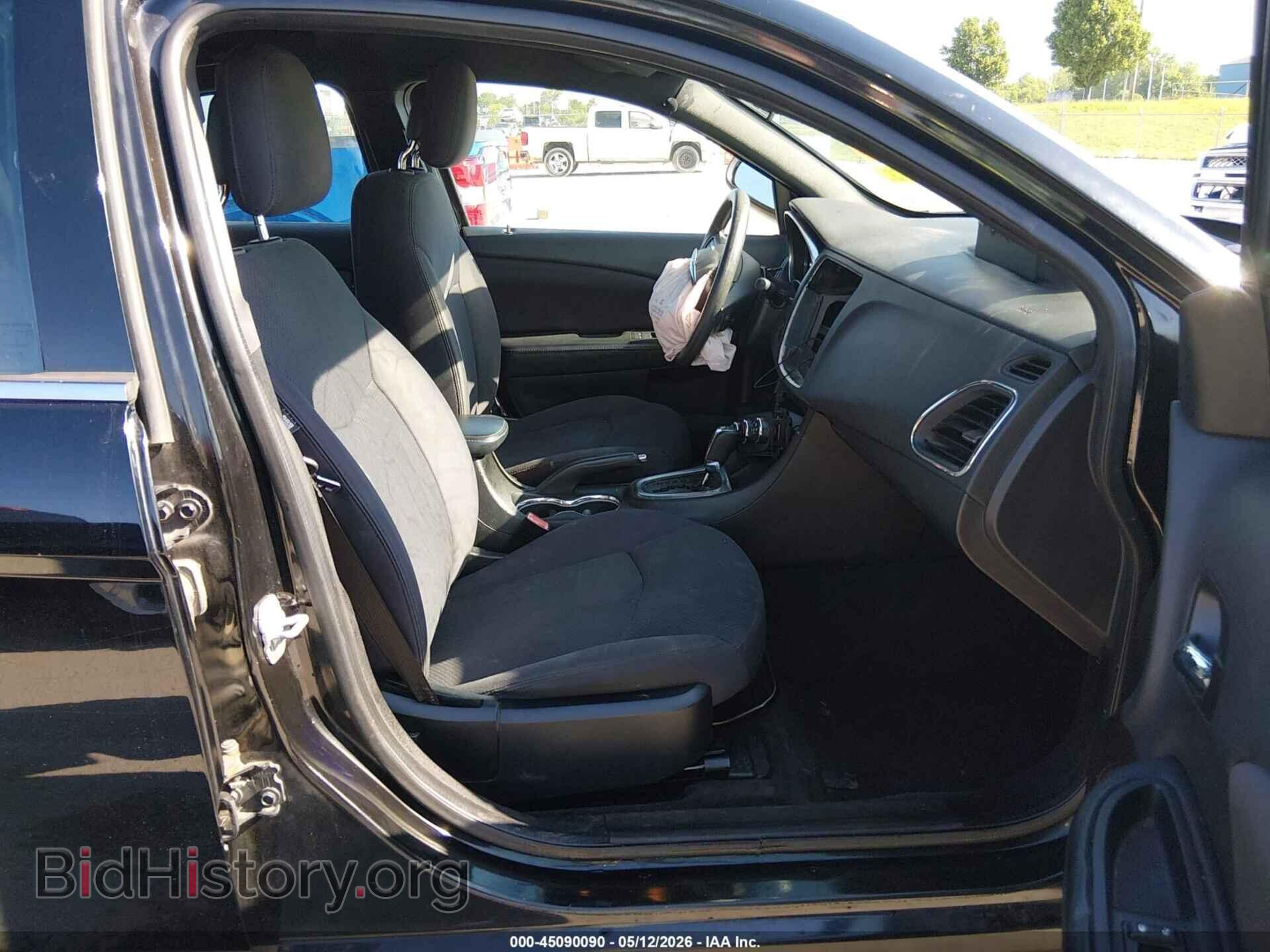 2013 CHRYSLER 200 - VIN: 1C3CCBAB1DN733025 - Photo 5