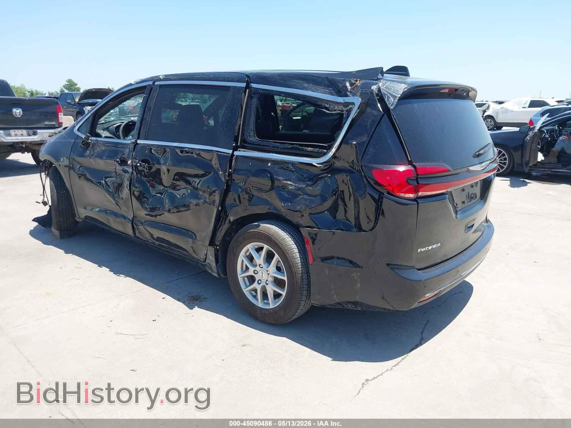 2025 CHRYSLER PACIFICA - VIN: 2C4RC1BG4SR557355 - Photo 3