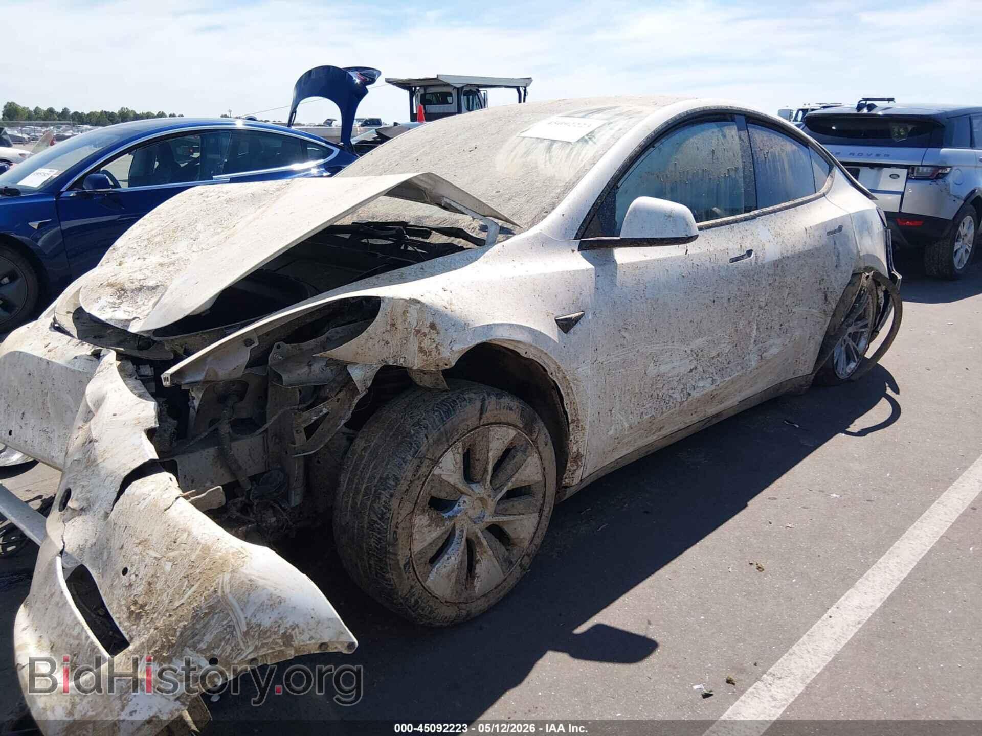 2022 TESLA MODEL Y - VIN: 7SAYGDEE2NF434555 - Фото 2