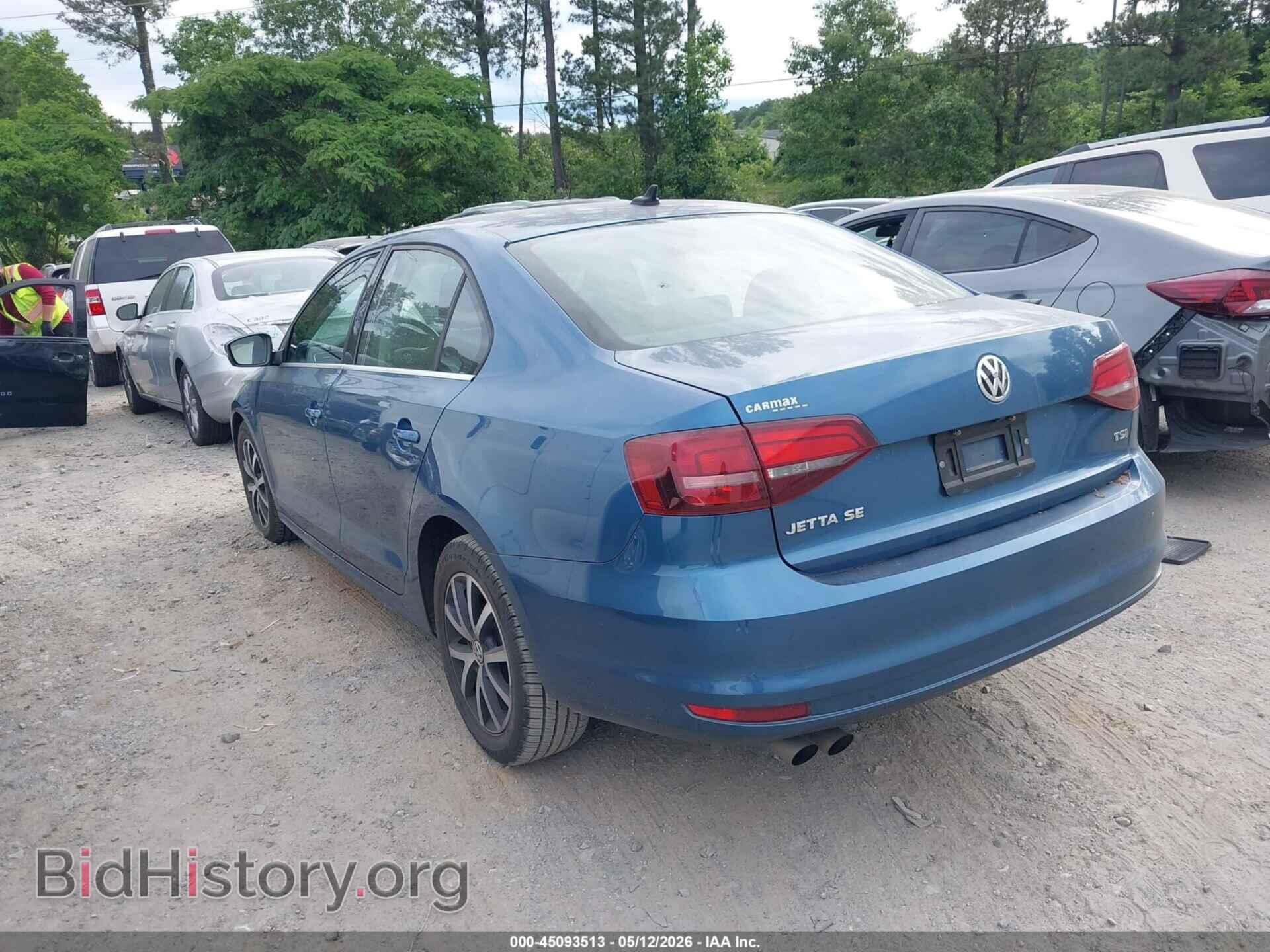 2017 VOLKSWAGEN JETTA - VIN: 3VWDB7AJ0HM262747 - Фото 3