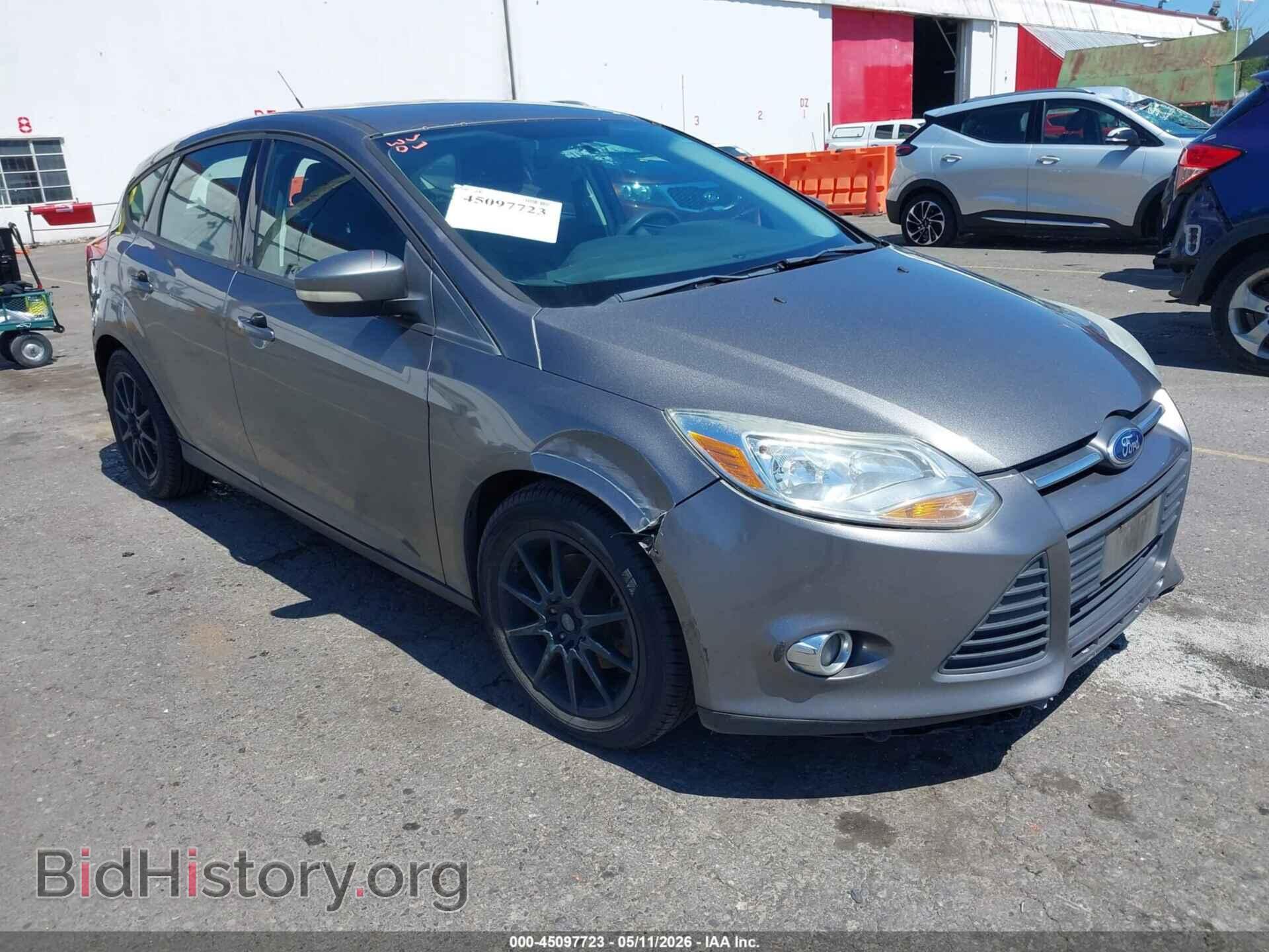 Photo 1FAHP3K2XCL362909 - FORD FOCUS 2012
