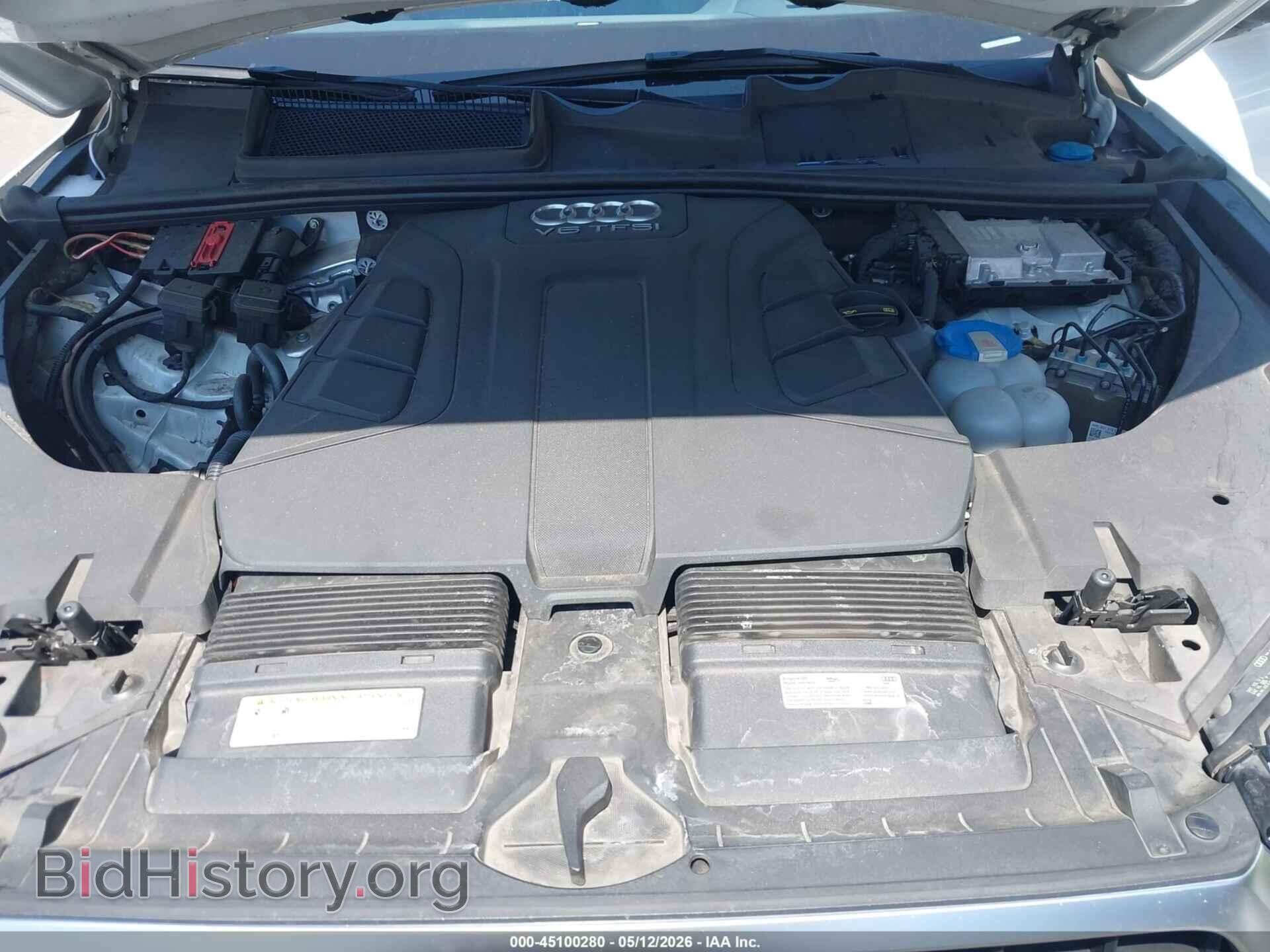 2017 AUDI Q7 - VIN: WA1VAAF71HD032094 - Photo 10