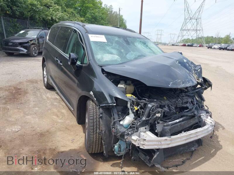 2017 Chrysler PACIFICA TOURING-L (VIN 2C4RC1BG3HR515588) — photo 1 of 15, IAAI