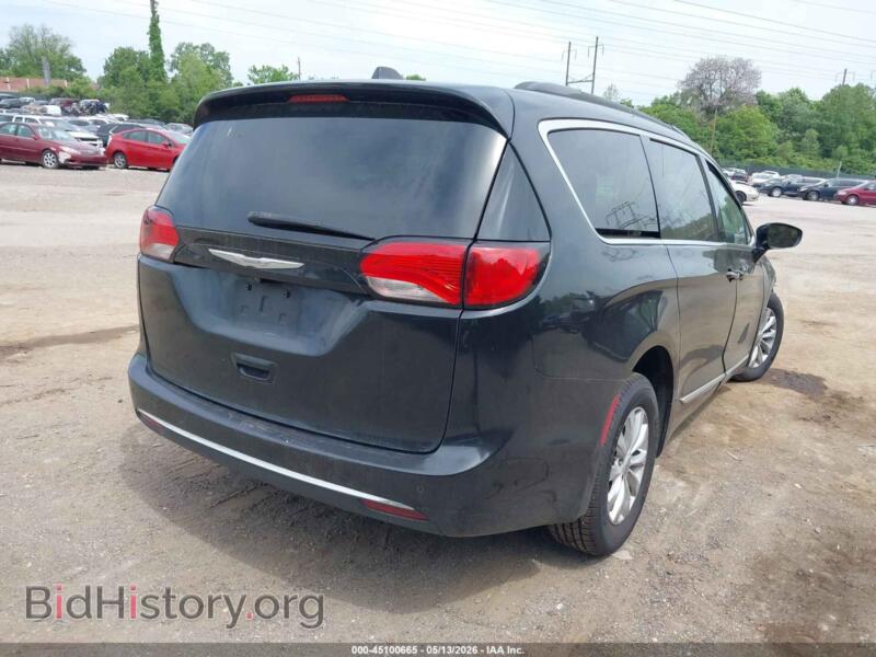 2017 Chrysler PACIFICA (VIN 2C4RC1BG3HR515588) — photo 4 of 15