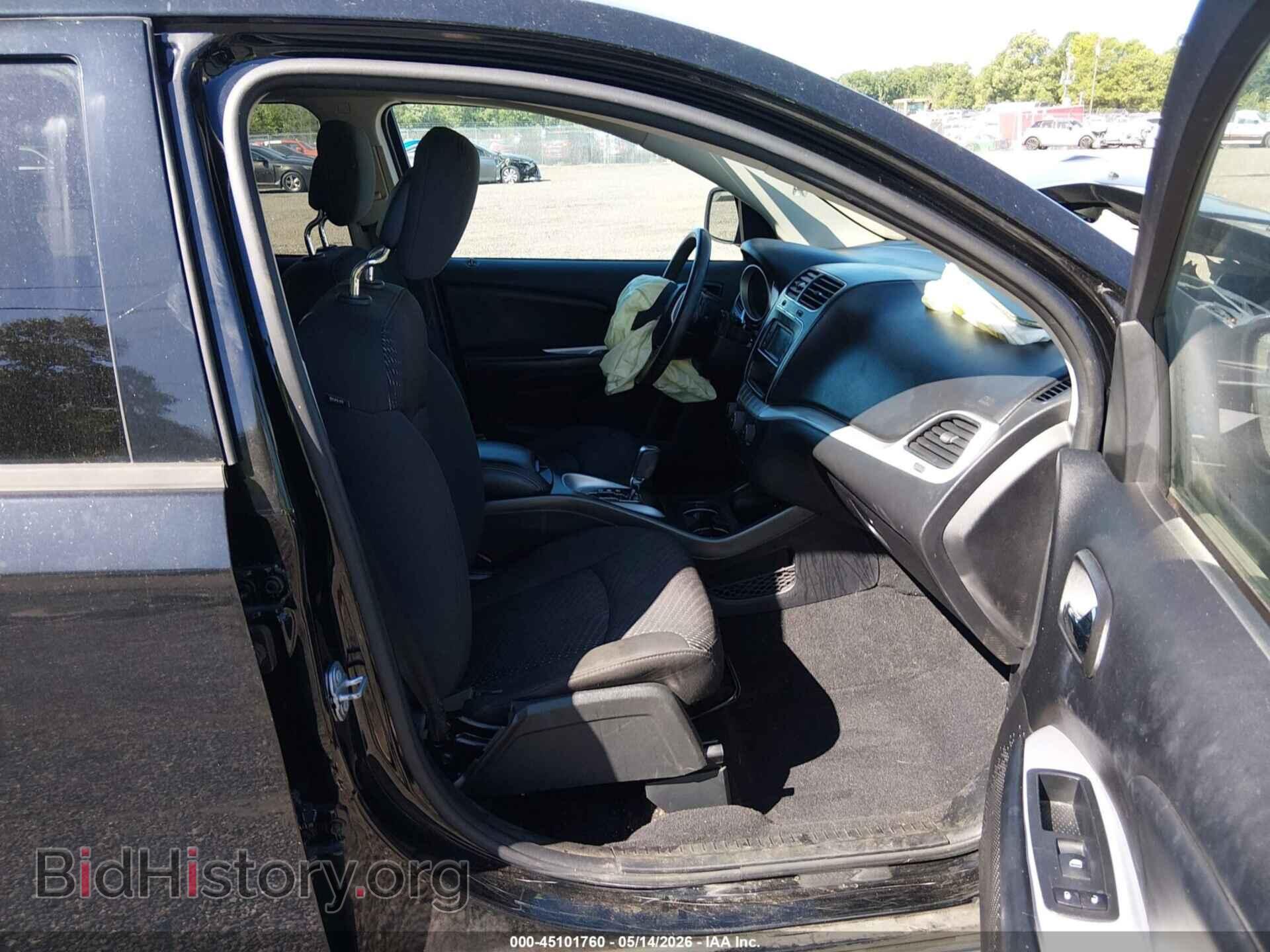 2017 DODGE JOURNEY - VIN: 3C4PDCGB1HT606384 - Фото 5