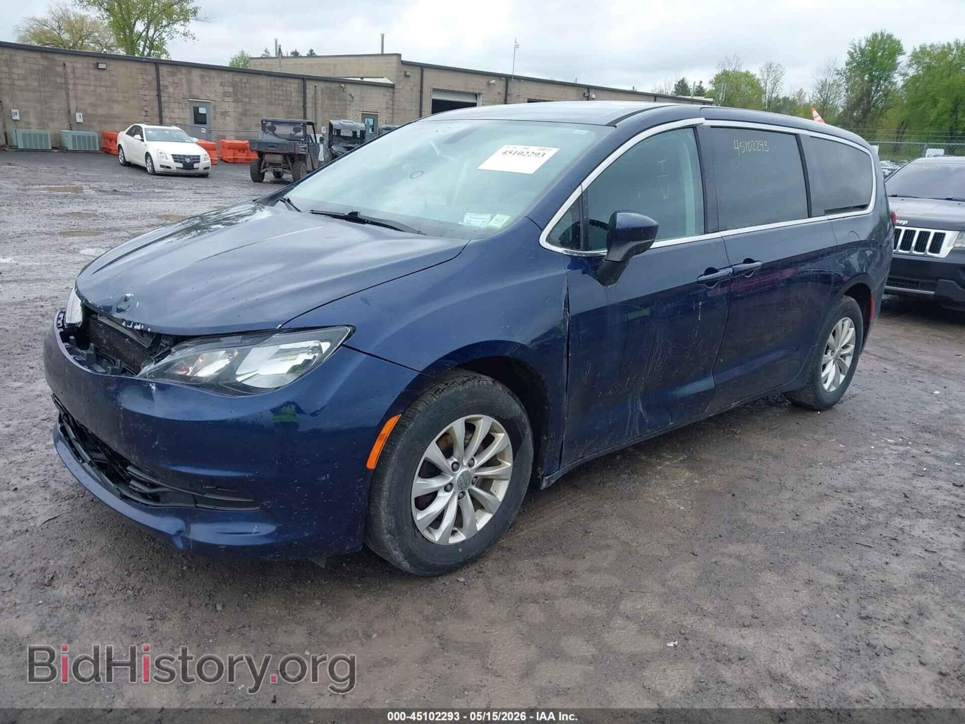 2017 CHRYSLER PACIFICA - VIN: 2C4RC1DG8HR610502 - Photo 2