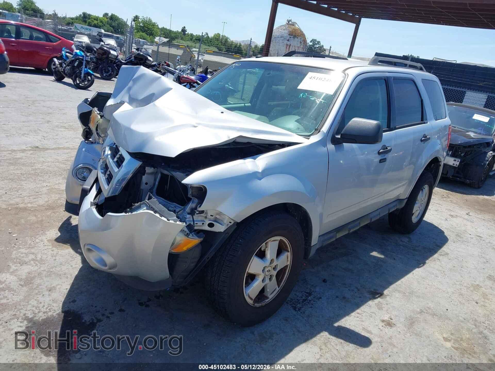 2012 FORD ESCAPE - VIN: 1FMCU0D73CKC45825 - Фото 2