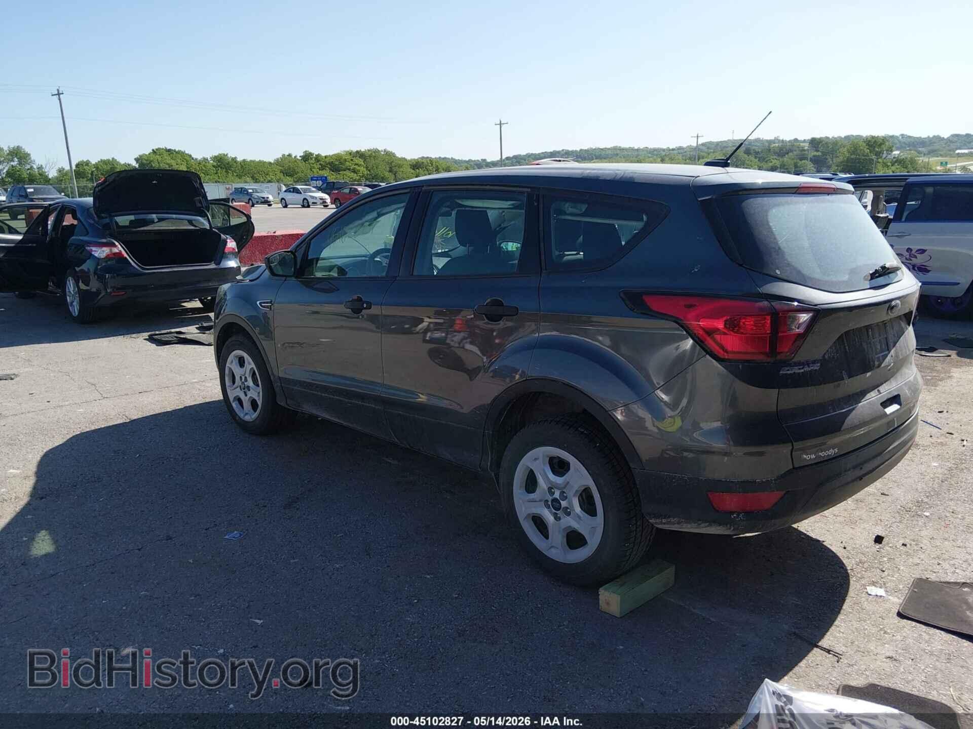 2019 FORD ESCAPE - VIN: 1FMCU0F72KUB46252 - Фото 3