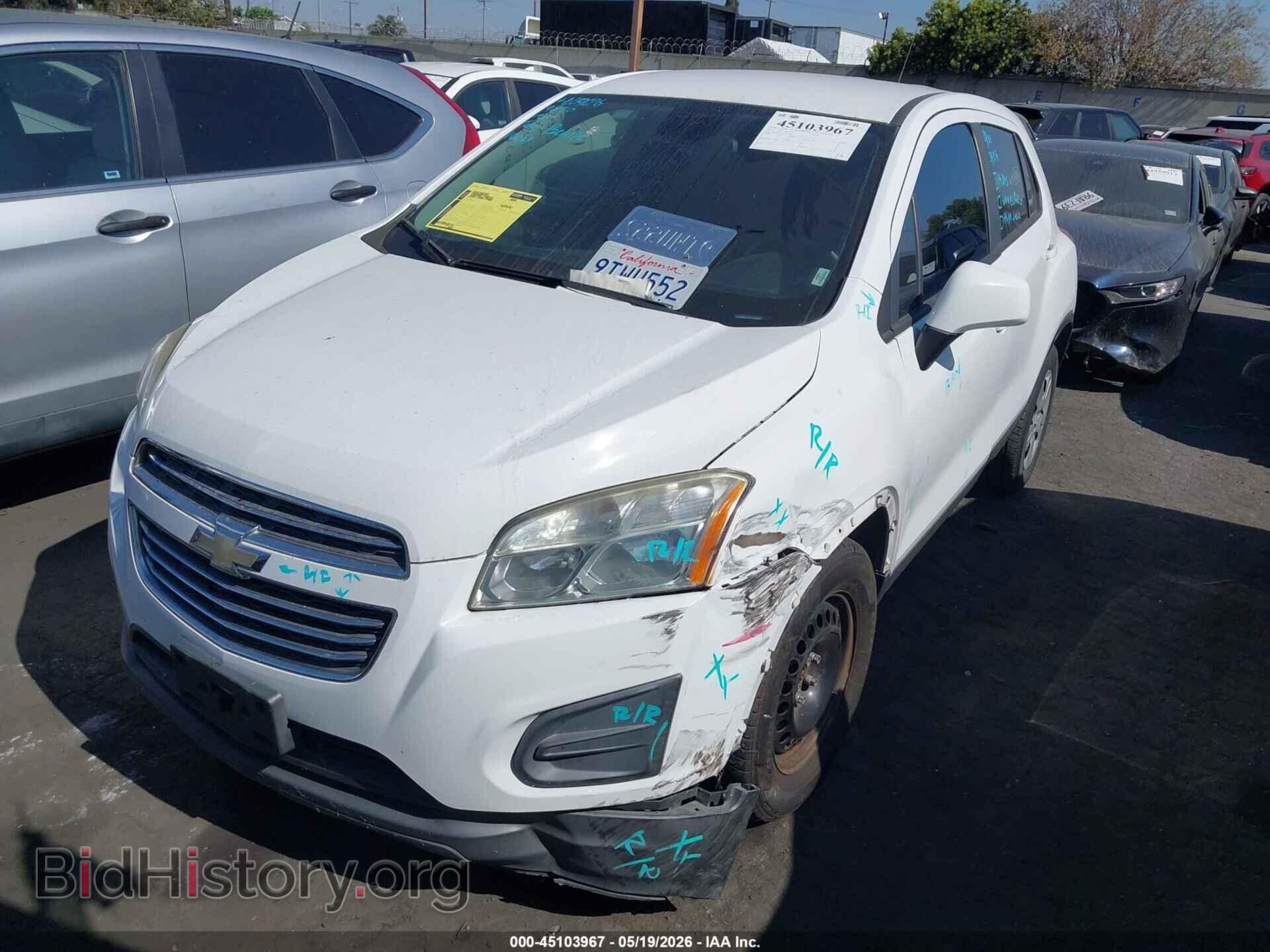 2016 CHEVROLET TRAX - VIN: 3GNCJKSB7GL221023 - Фото 2
