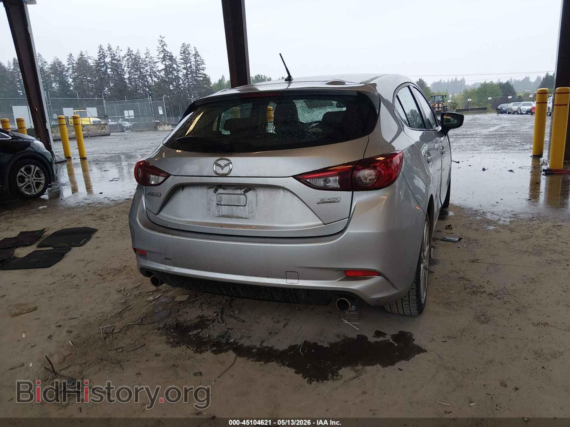 2017 MAZDA MAZDA3 - VIN: 3MZBN1L71HM120680 - Фото 4