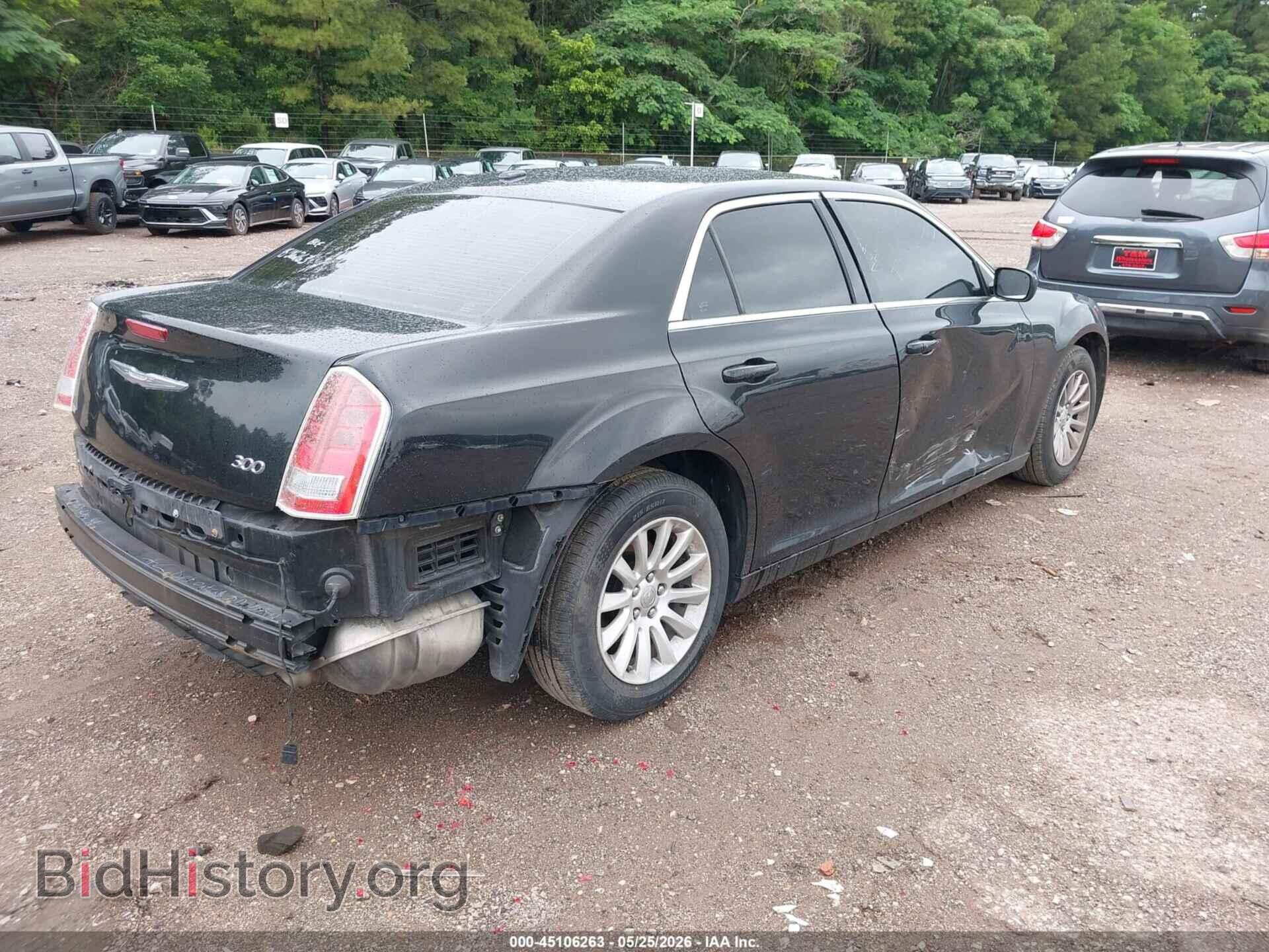 2014 CHRYSLER 300 - VIN: 2C3CCAAGXEH373463 - Фото 4