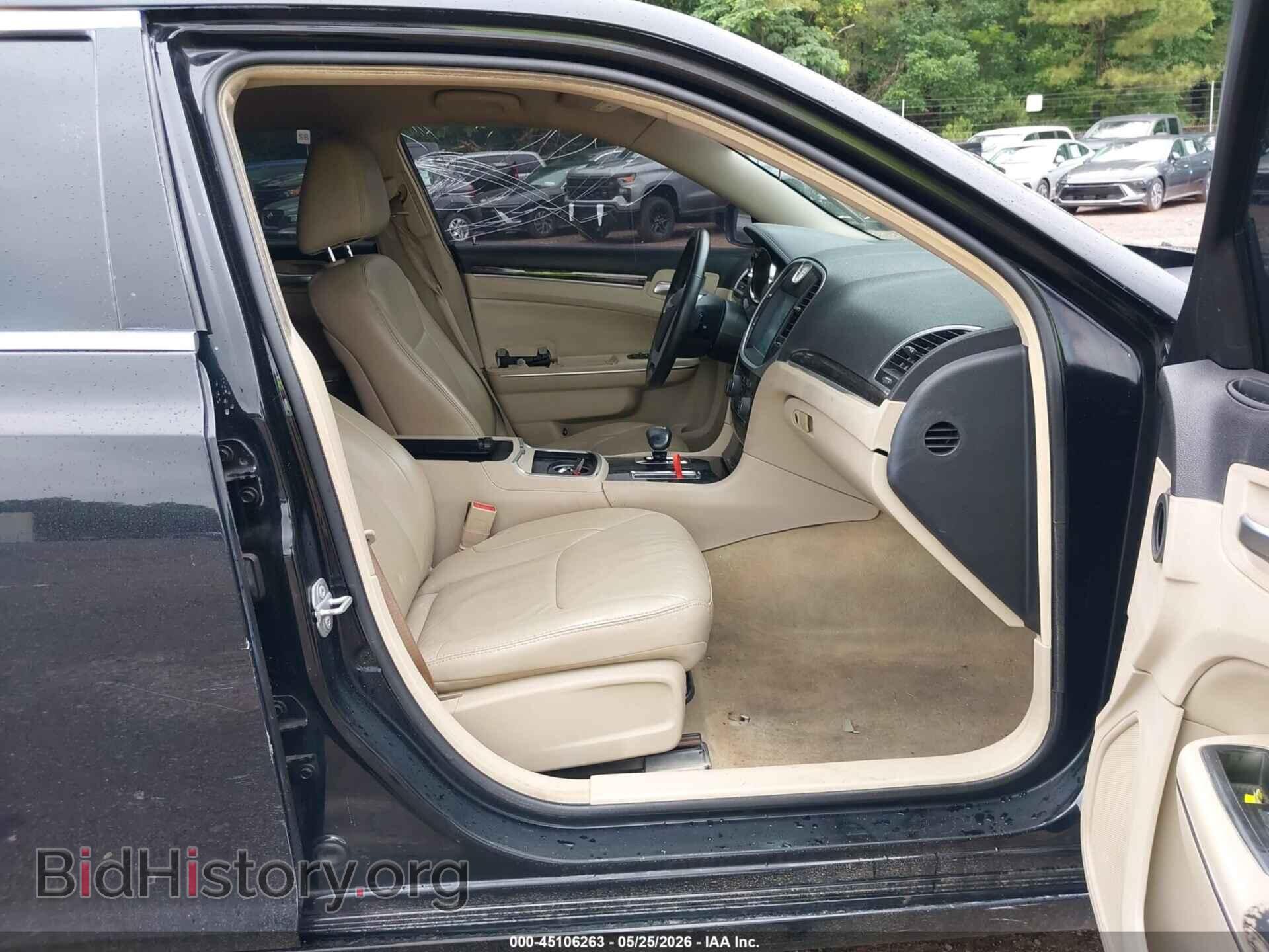 2014 CHRYSLER 300 - VIN: 2C3CCAAGXEH373463 - Фото 5
