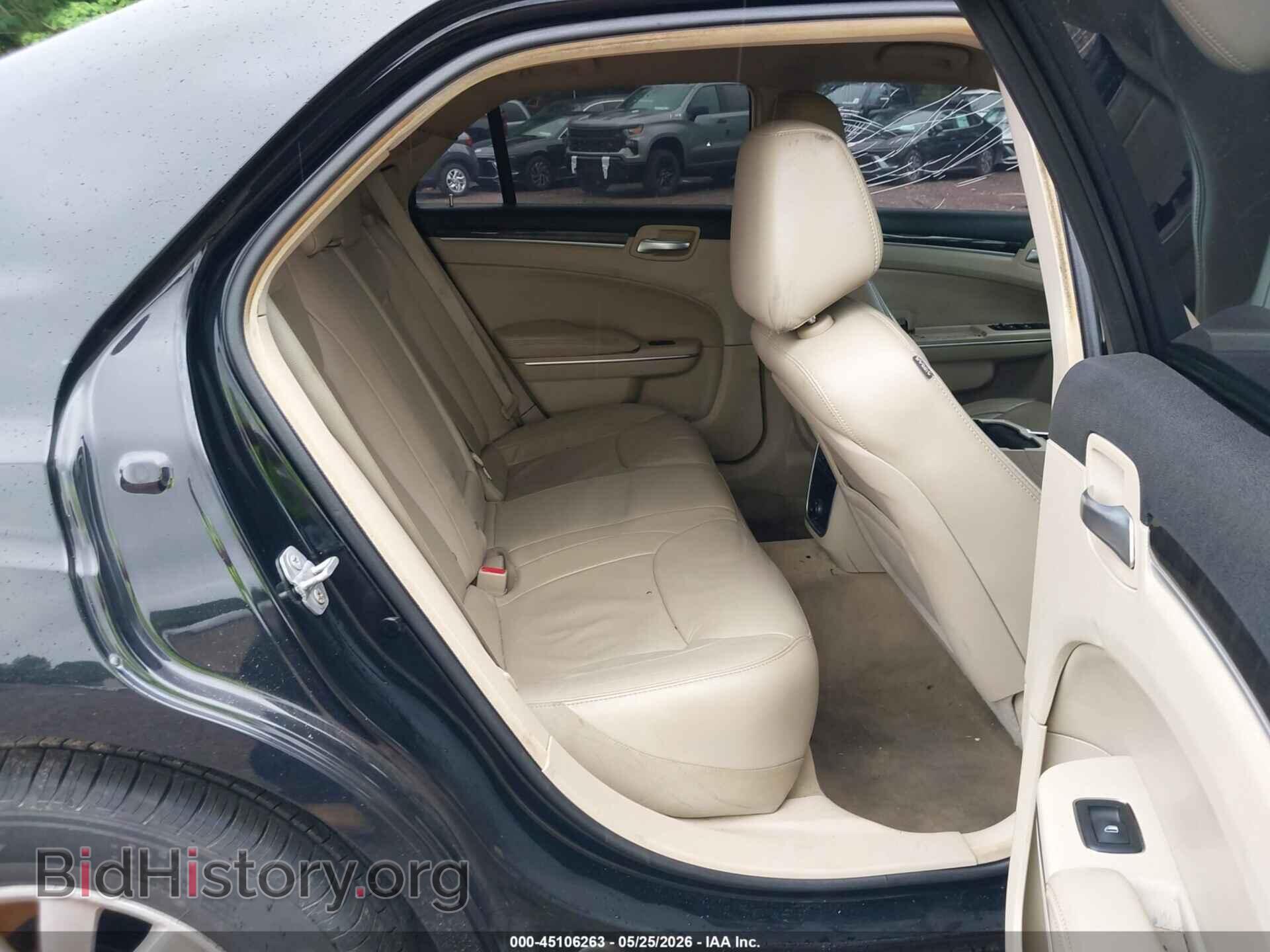 2014 CHRYSLER 300 - VIN: 2C3CCAAGXEH373463 - Фото 8