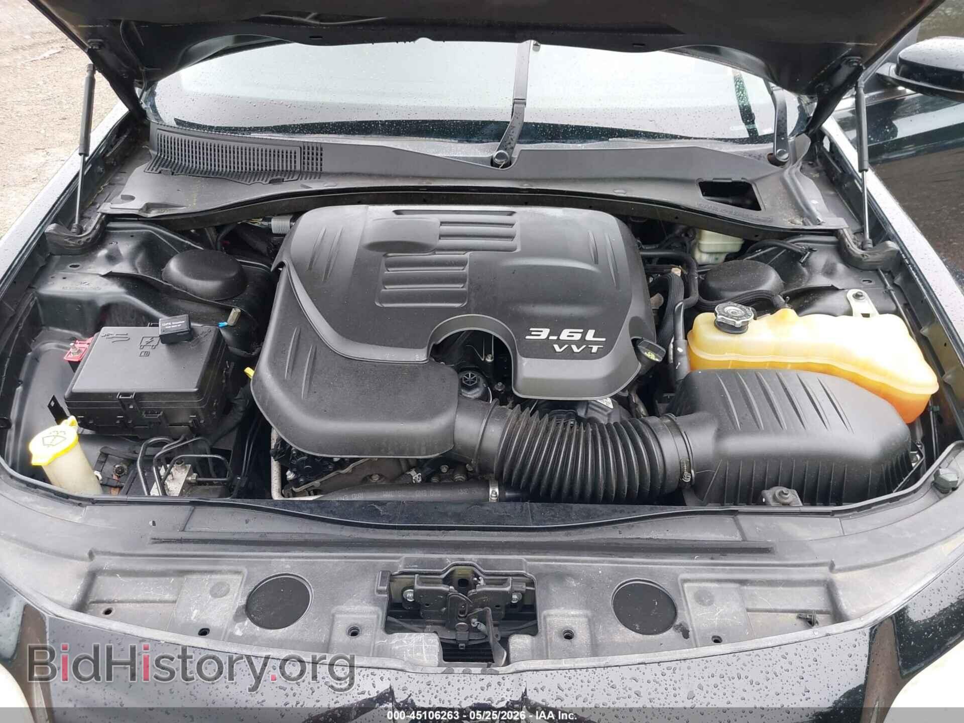 2014 CHRYSLER 300 - VIN: 2C3CCAAGXEH373463 - Фото 10