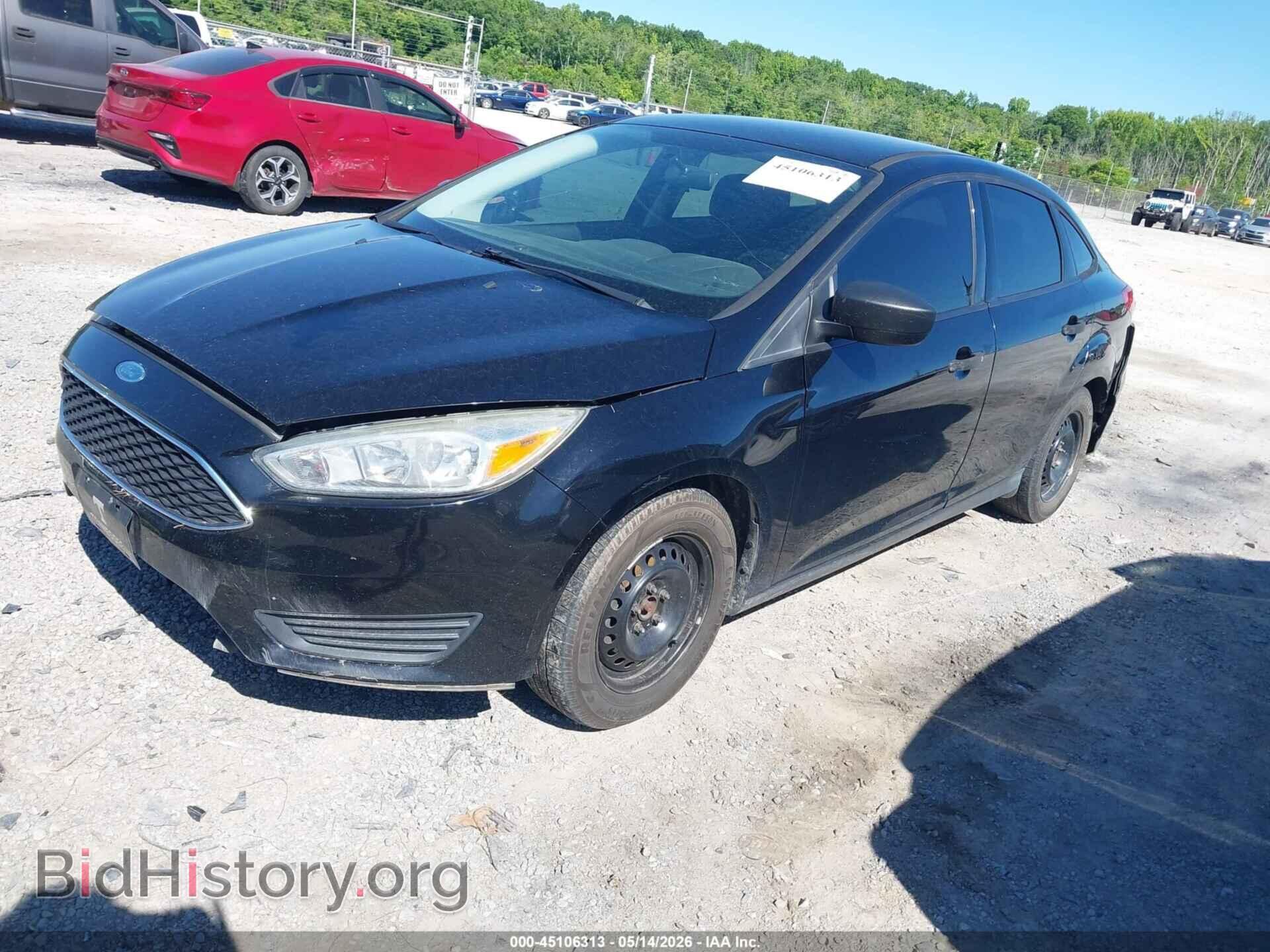 2017 FORD FOCUS - VIN: 1FADP3E24HL201666 - Фото 2