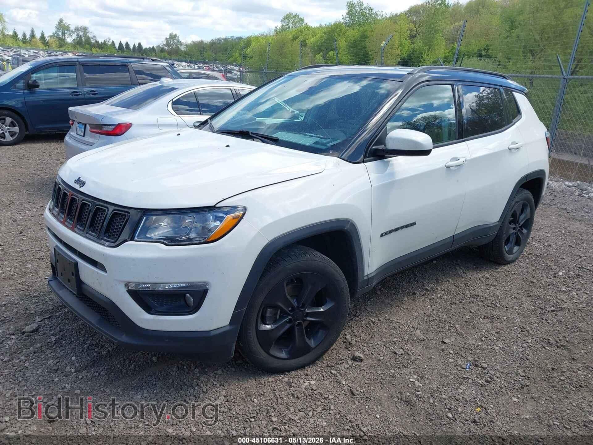 2018 JEEP COMPASS - VIN: 3C4NJDBB9JT394529 - Фото 2