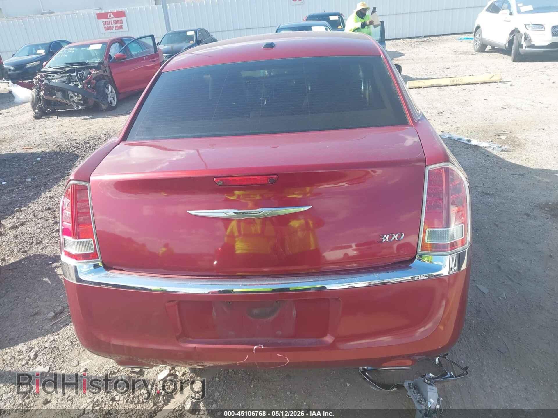 2014 CHRYSLER 300 - VIN: 2C3CCAAG7EH105678 - Фото 17