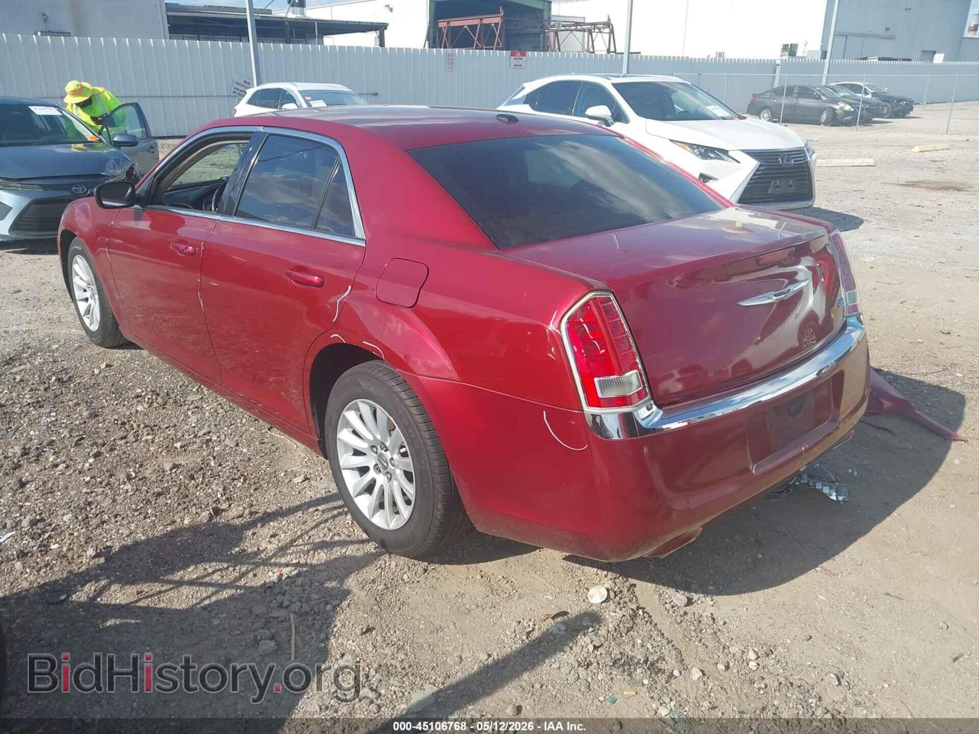 2014 CHRYSLER 300 - VIN: 2C3CCAAG7EH105678 - Фото 3