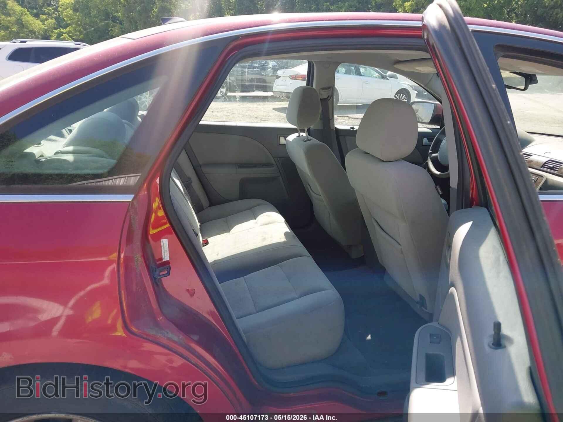 2007 FORD FIVE HUNDRED - VIN: 1FAHP24177G119104 - Фото 8