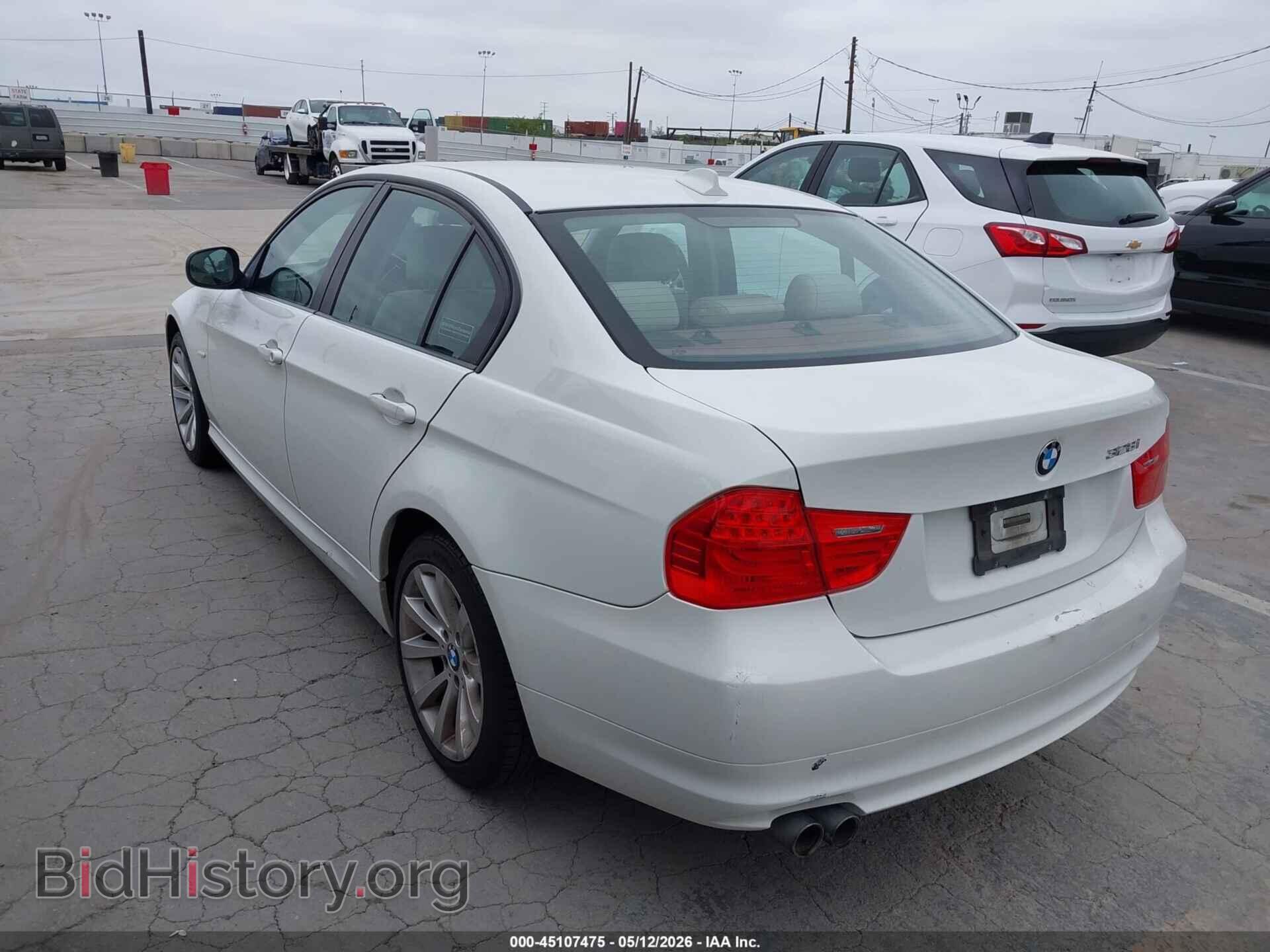 2011 BMW 328I - VIN: WBAPH5G56BNM83955 - Фото 3