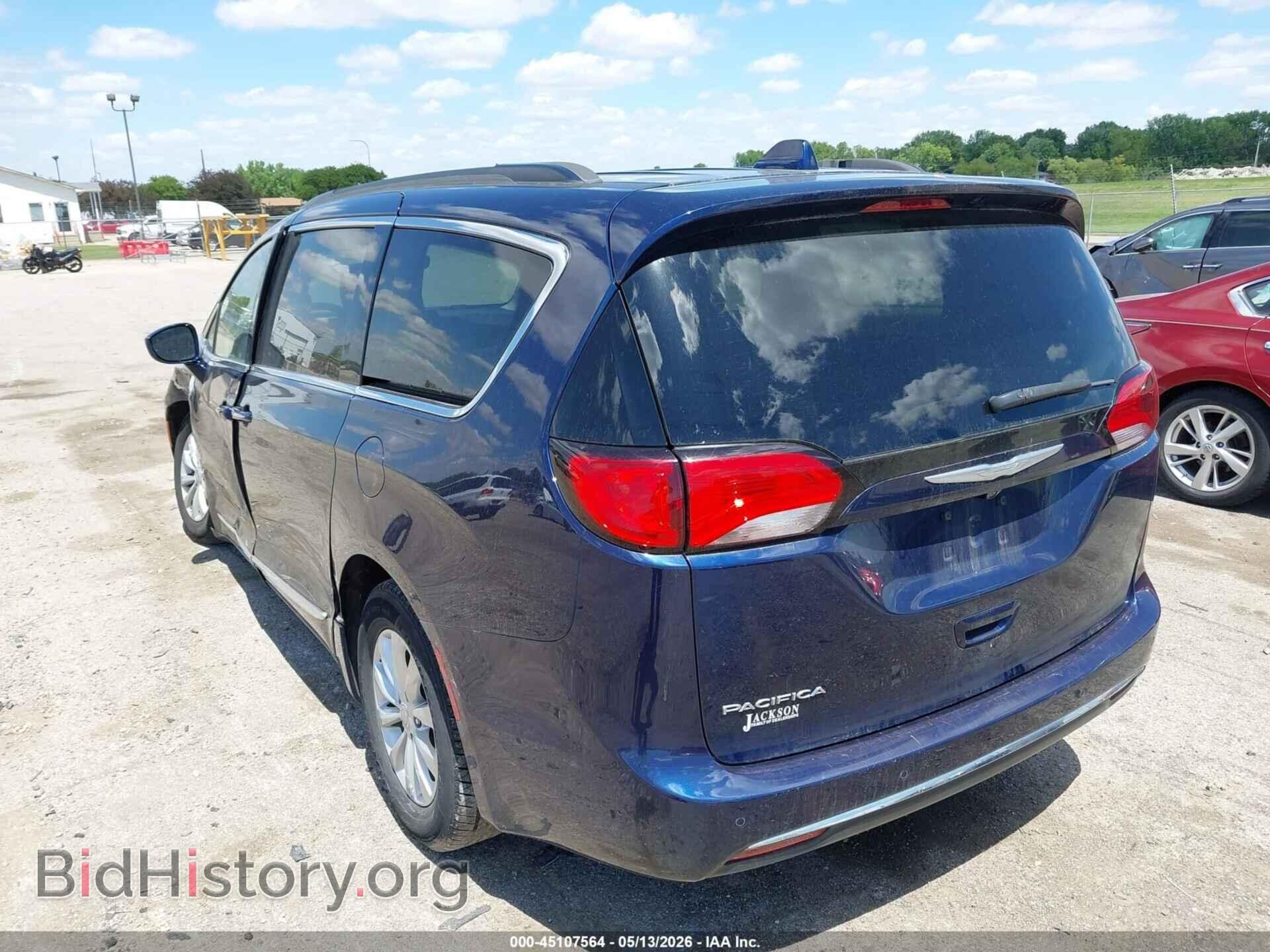 2017 CHRYSLER PACIFICA - VIN: 2C4RC1BG2HR538330 - Фото 3
